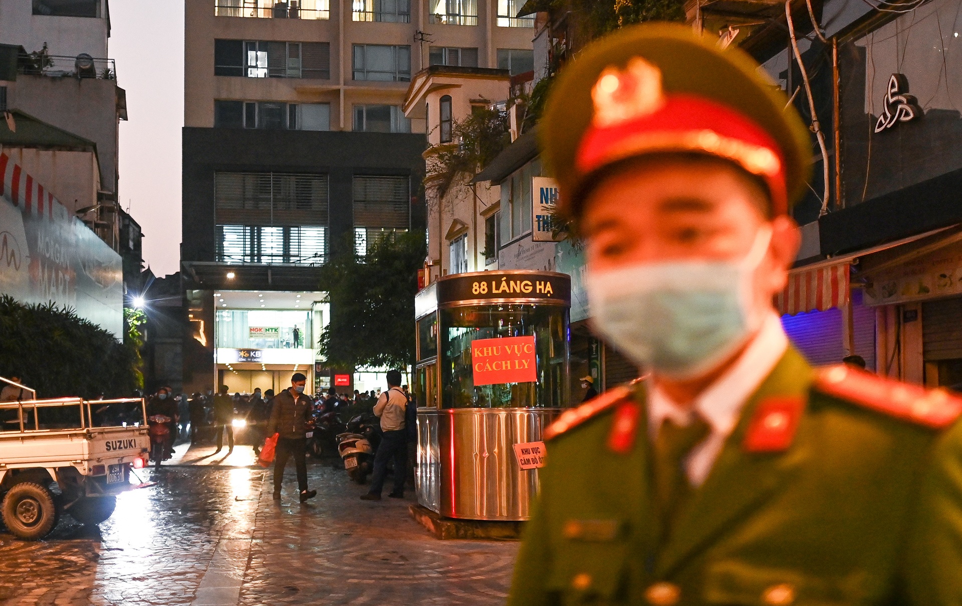 Phong toa chung cu o Ha Noi Covid-19 anh 2