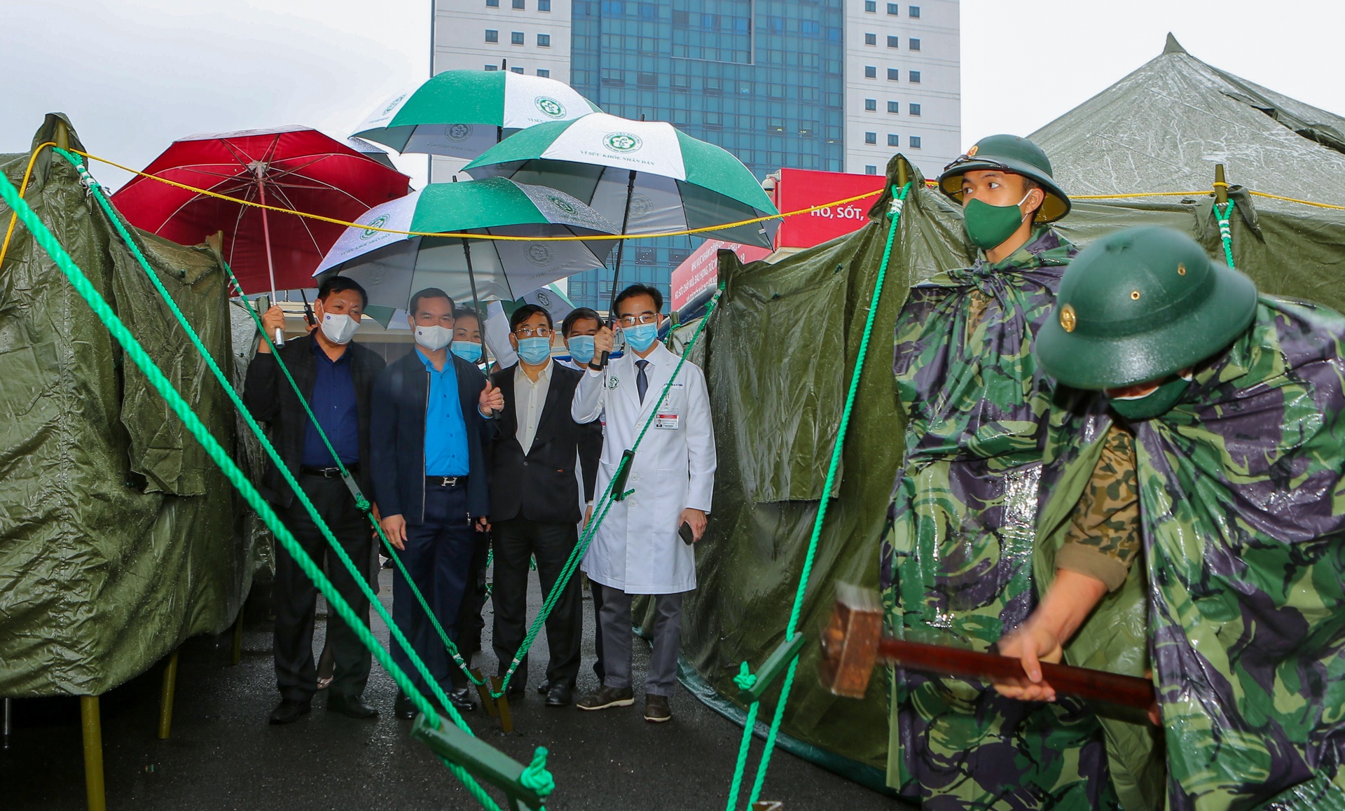 Than toc xay benh vien da chien Ha Noi anh 6