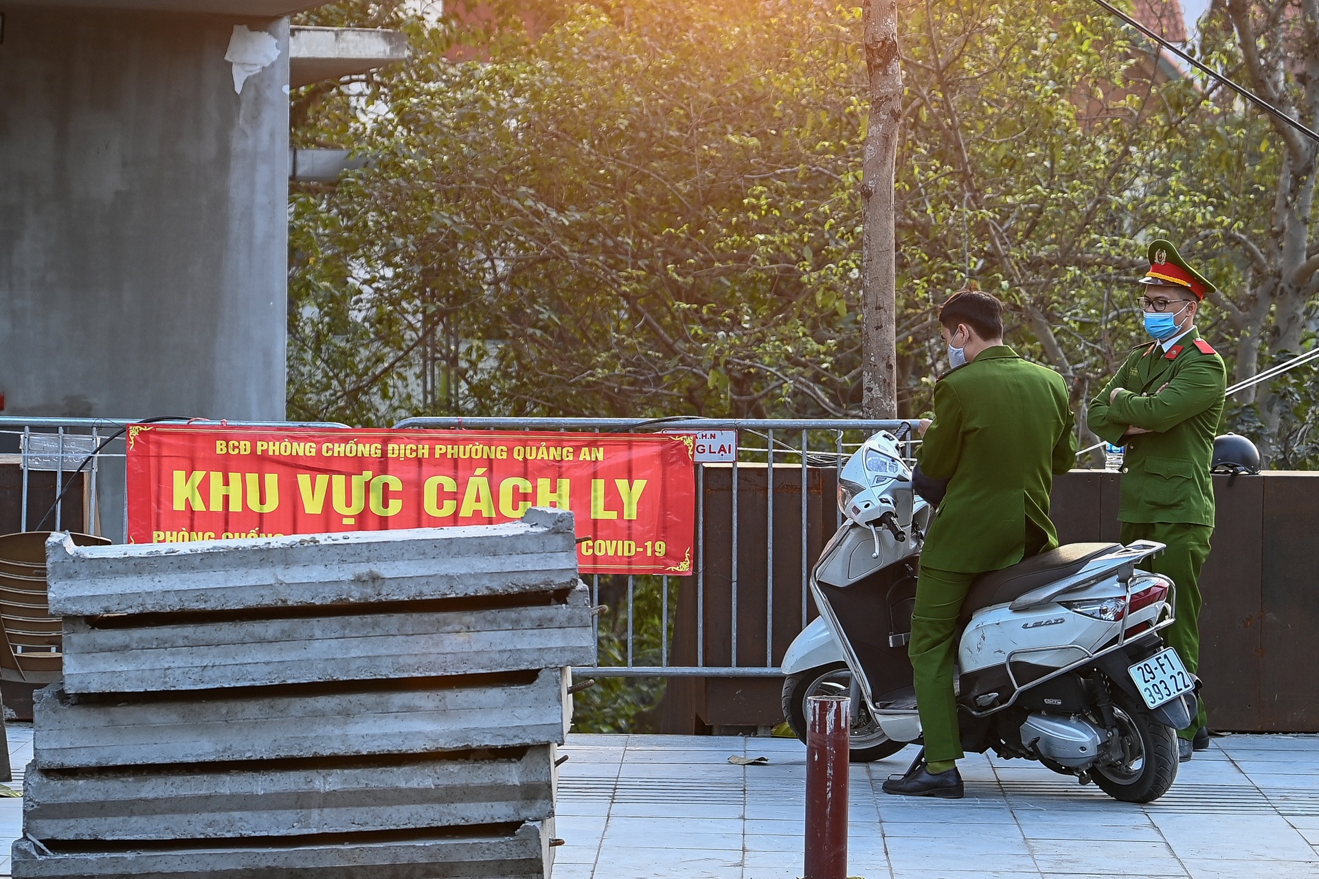 Phong toa khach san co chuyen gia Nhat tu vong anh 9