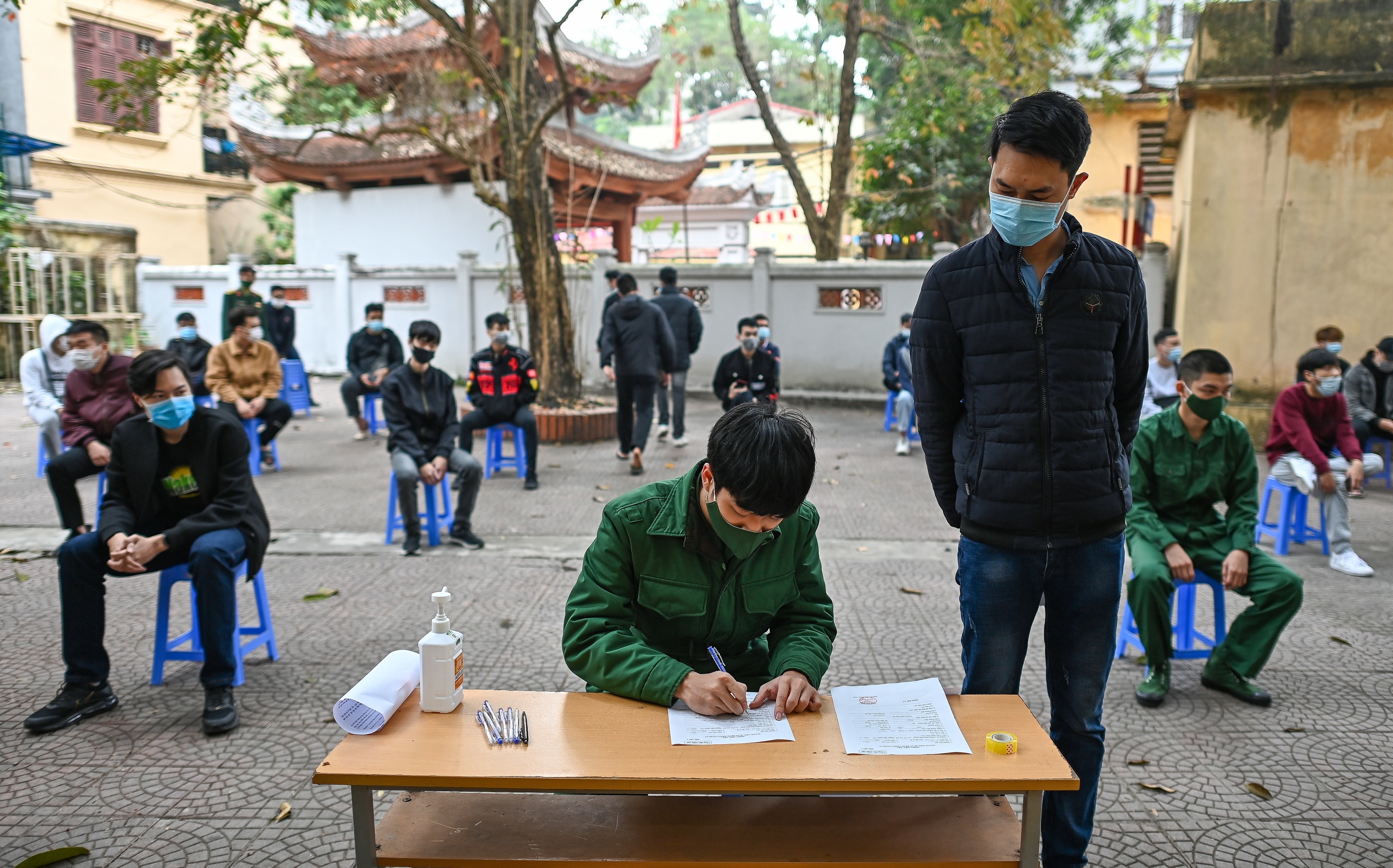 Xet nghiem cho tan binh truoc ngay nhap ngu anh 3