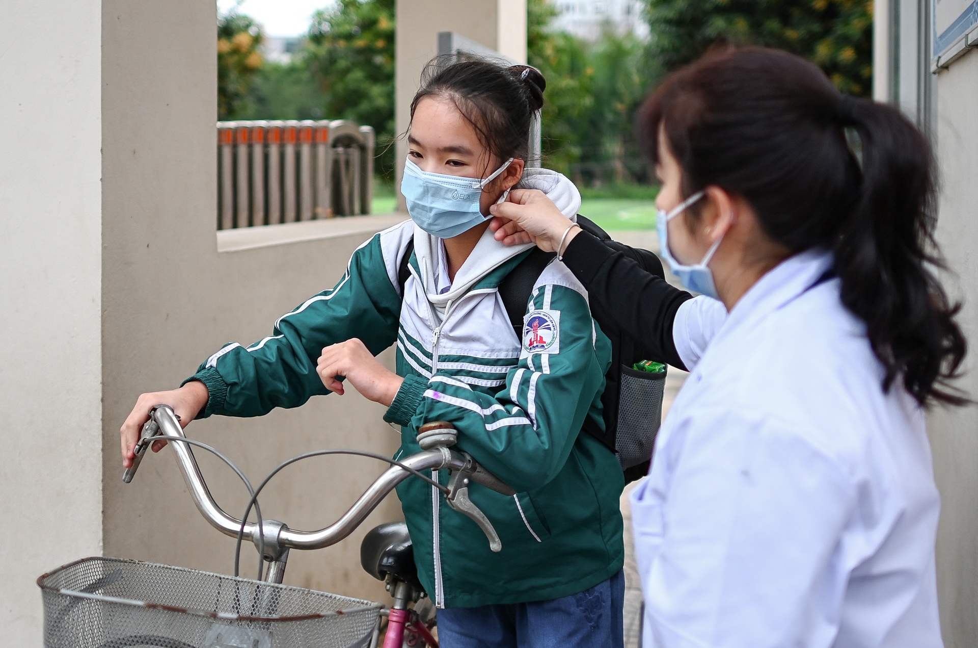 Hoc sinh Ha Noi di hoc lai anh 4