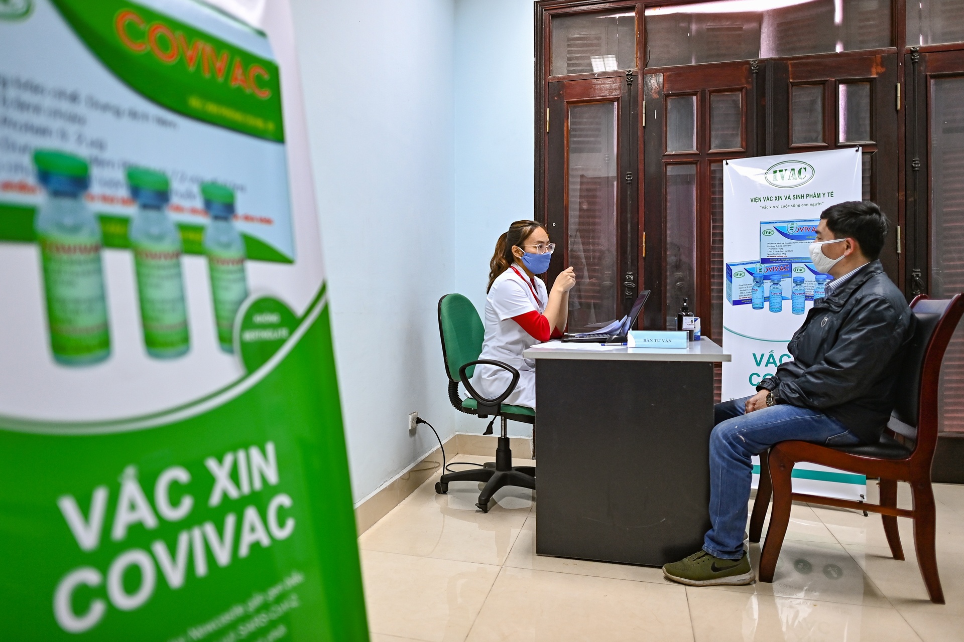 Dang ky thu nghiem vaccine Covid-19 anh 1