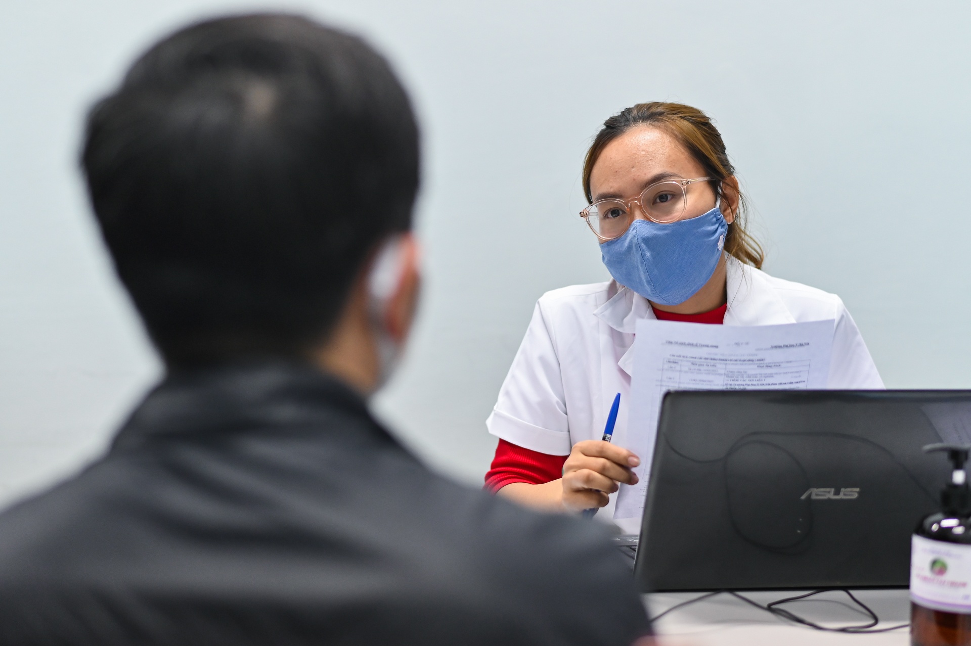 Dang ky thu nghiem vaccine Covid-19 anh 2