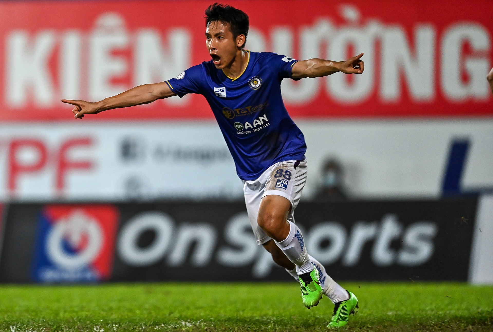 Ha Noi dai thang Hai Phong san Lach Tray anh 11