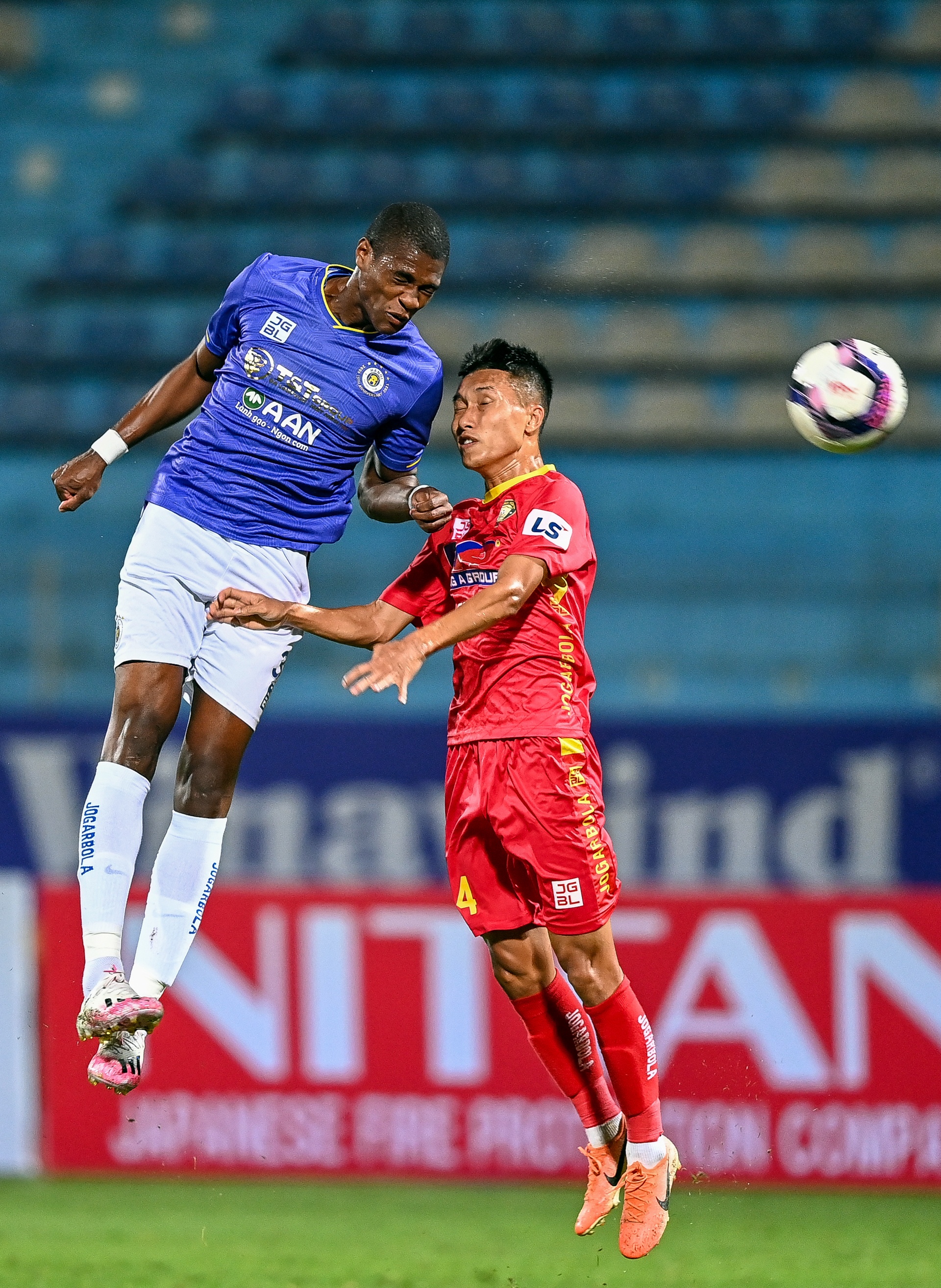 CLB Ha Noi ky niem tran dau thu 300 anh 4