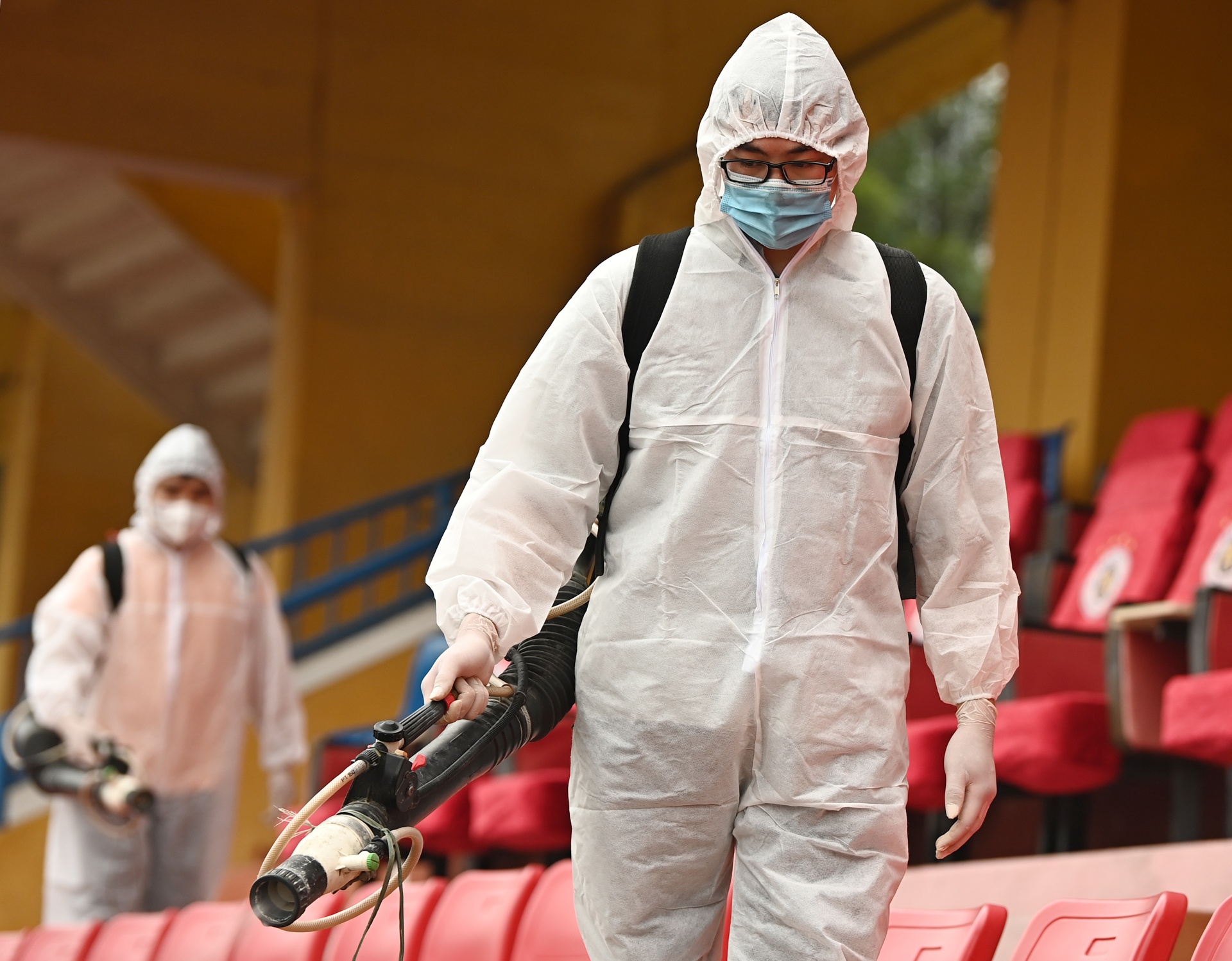 Phun khu khuan san Hang Day anh 3