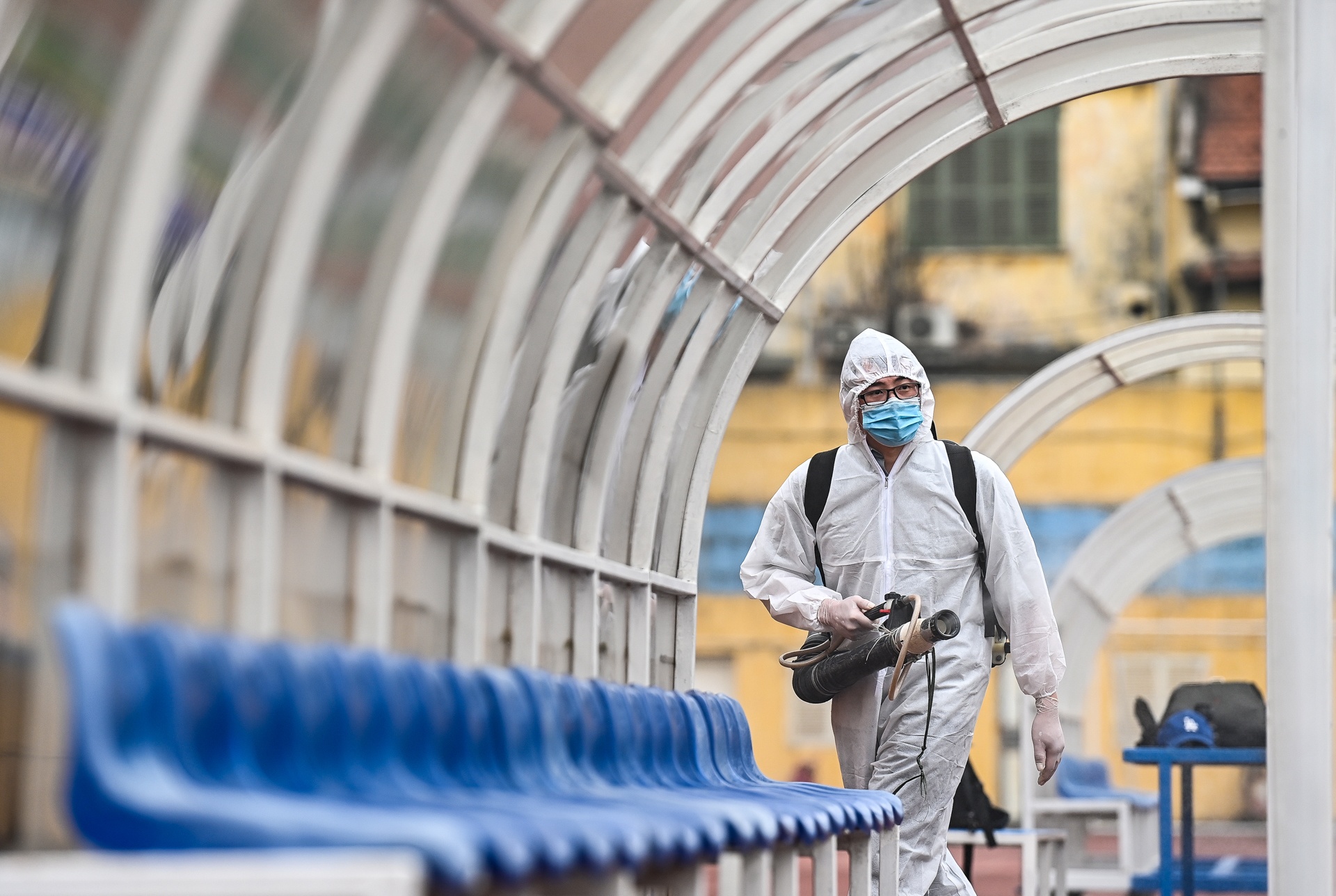 Phun khu khuan san Hang Day anh 6