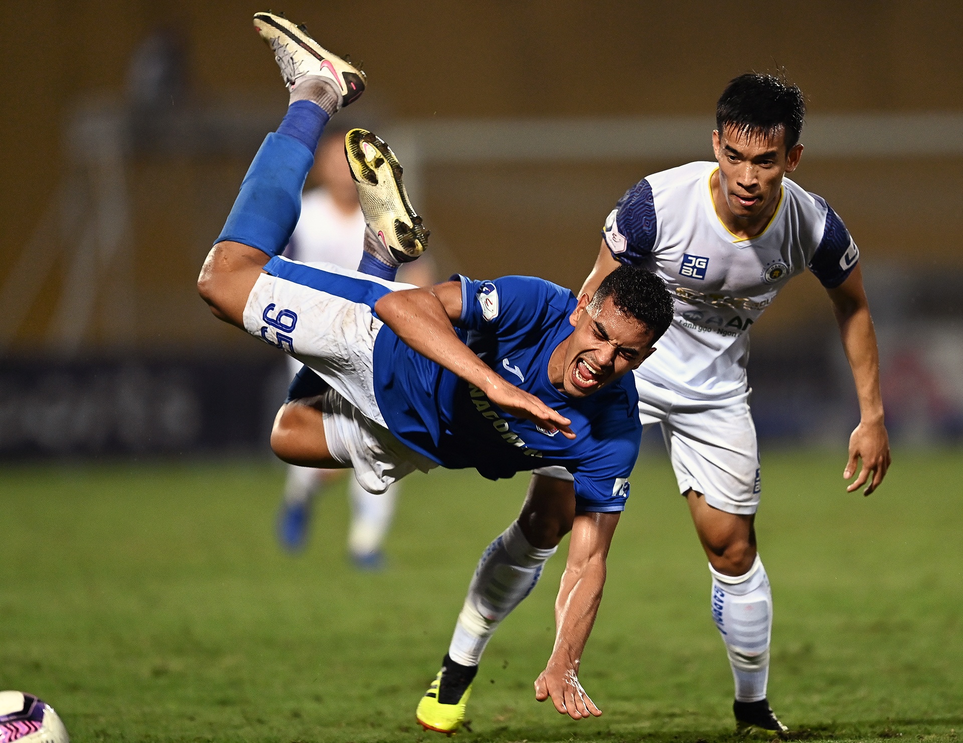 Quang Hai an mung sinh nhat lan thu 24 anh 8