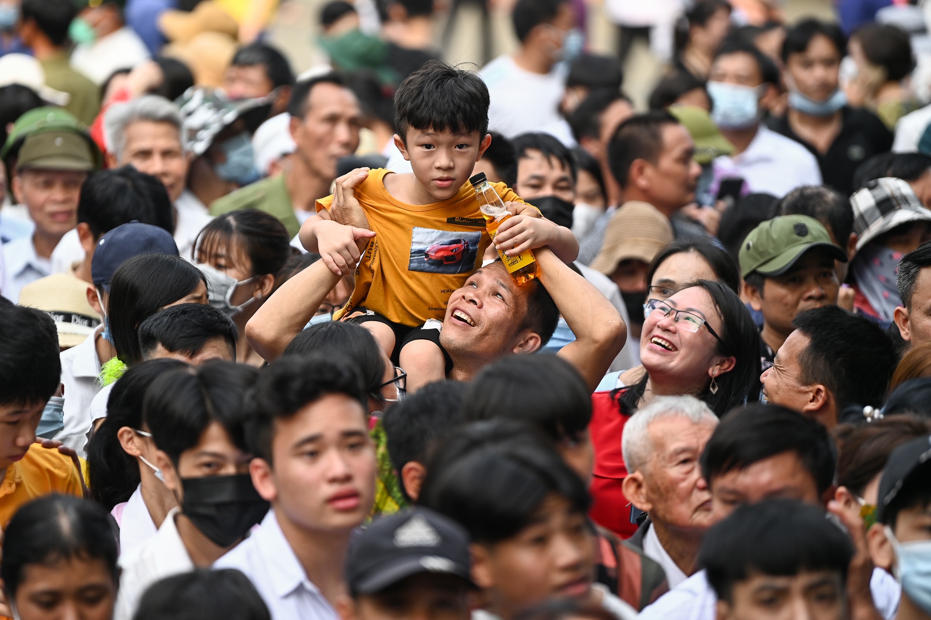 le hoi Den Hung anh 7