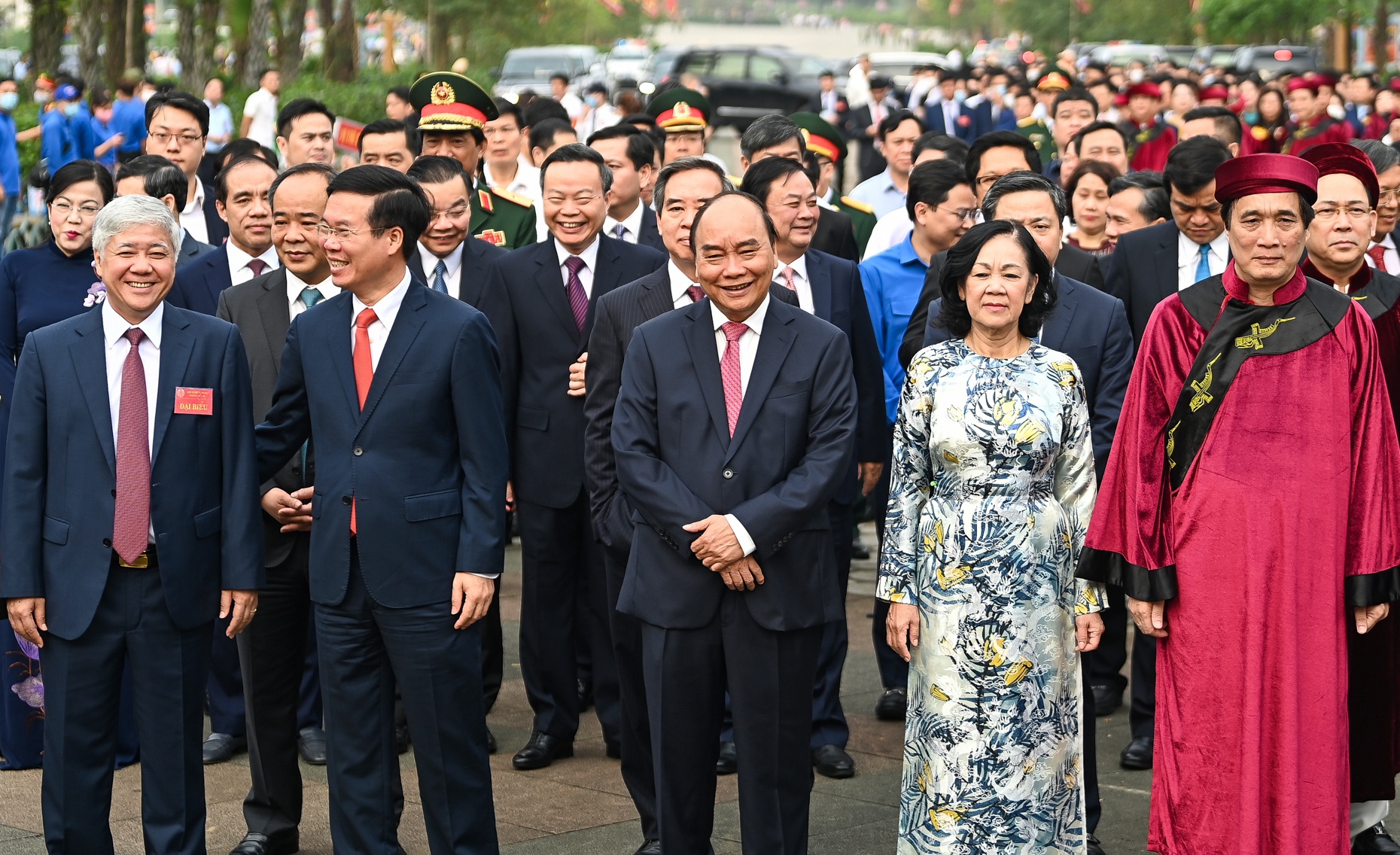 Chu tich nuoc dang huong tuong nho vua Hung anh 2