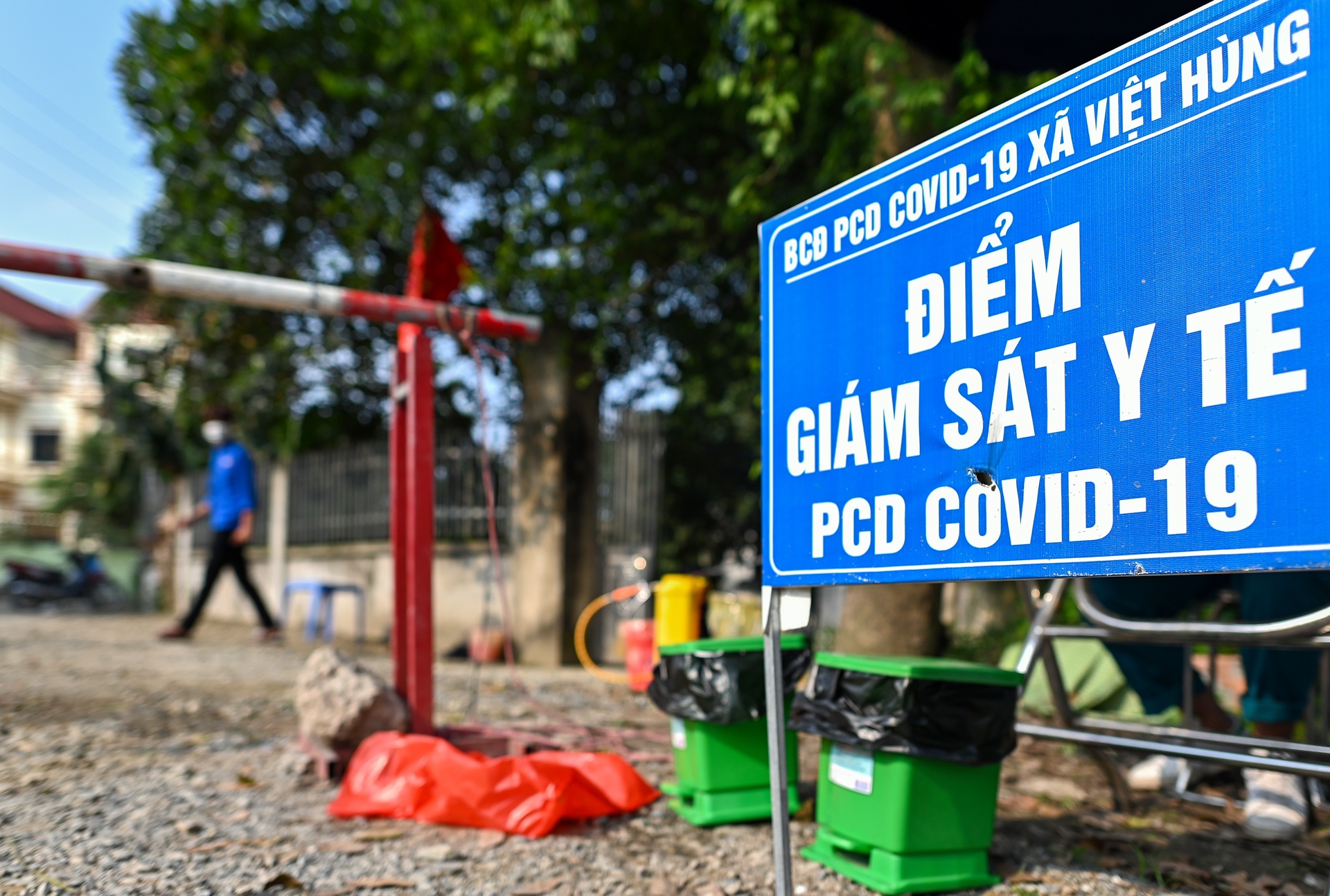 Cach ly khu dan cu o Ha Noi anh 2