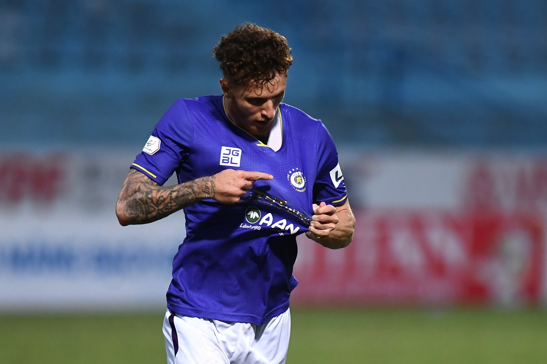 Ngoai binh Ha Noi toa sang anh 8