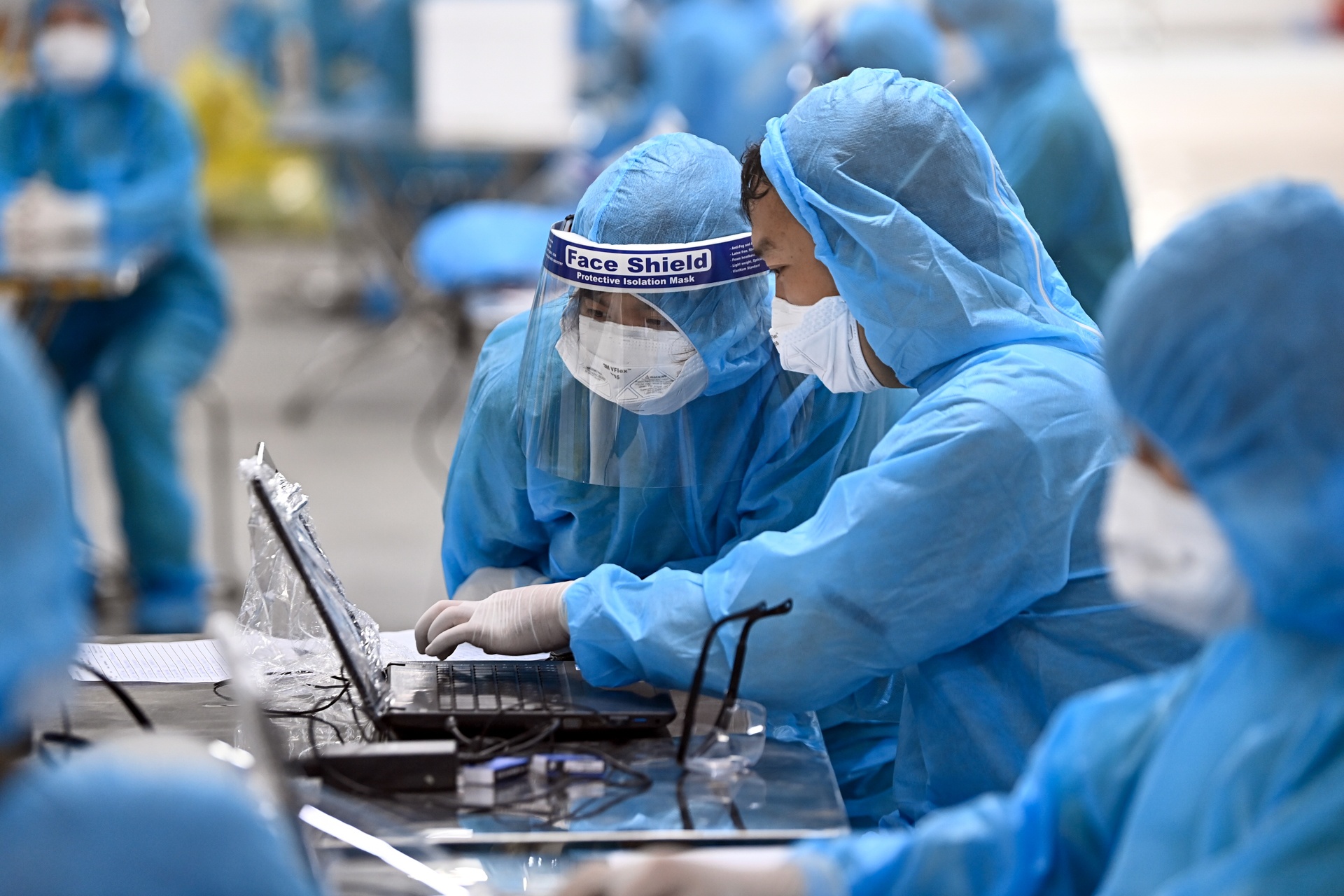 Bác sĩ tình nguyện vào tâm dịch Bắc Giang ảnh 22 Bac si tinh nguyen vao tam dich Bac Giang anh 22