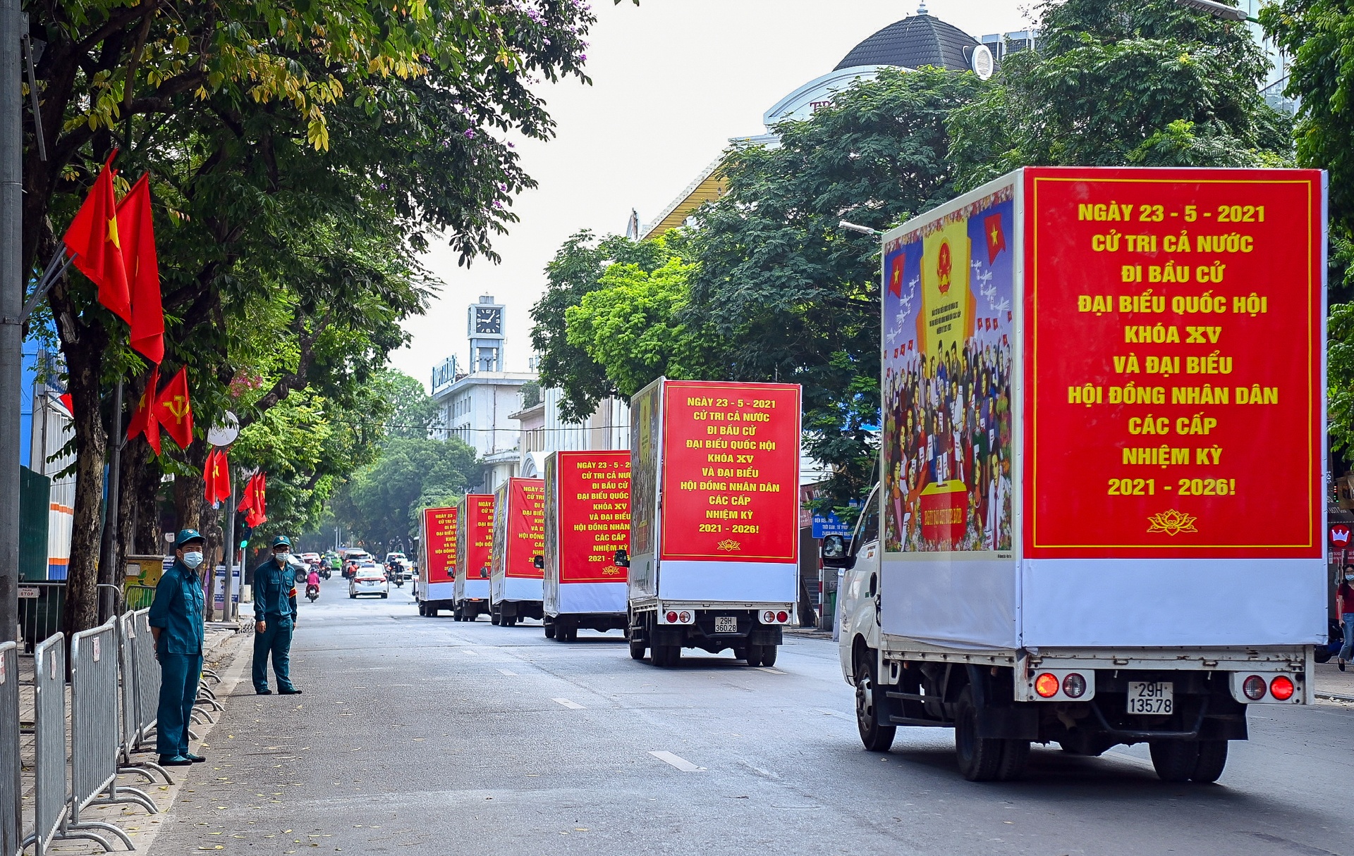 Bau cu la ngay hoi toan dan anh 11