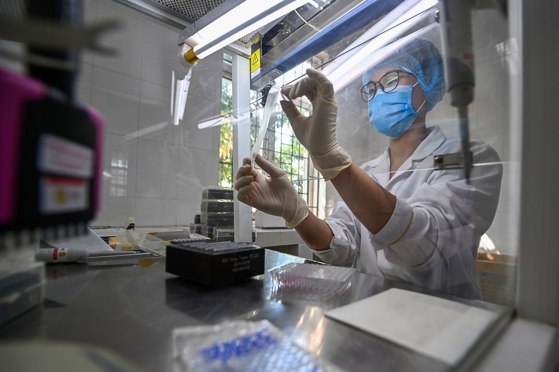 Can phong chua 'vu khi' tan cong dich Covid-19 hinh anh