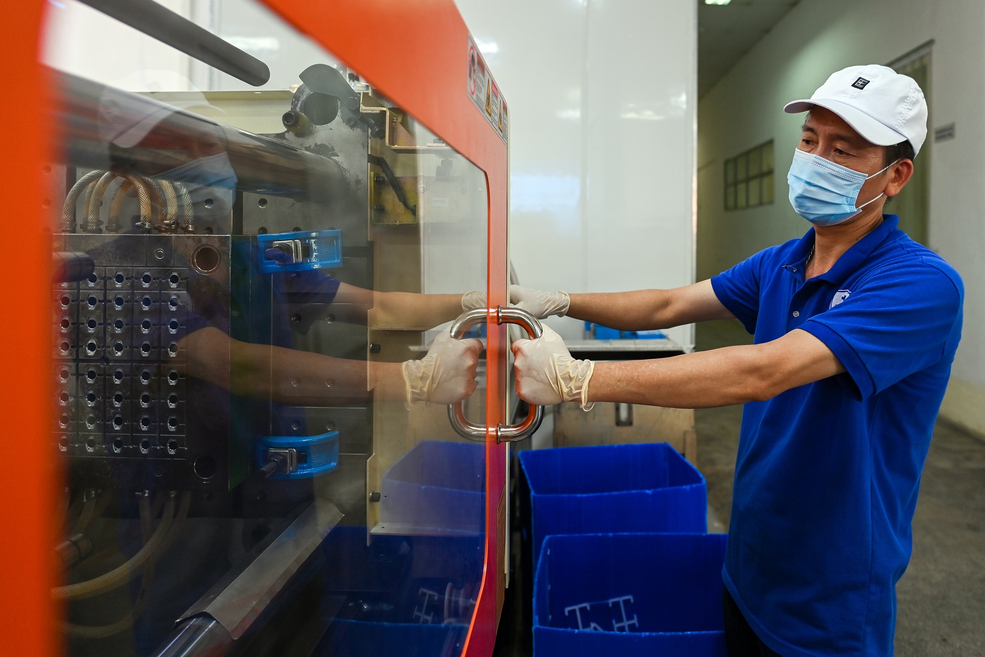 Chien dich tiem chung Covid-19 anh 2