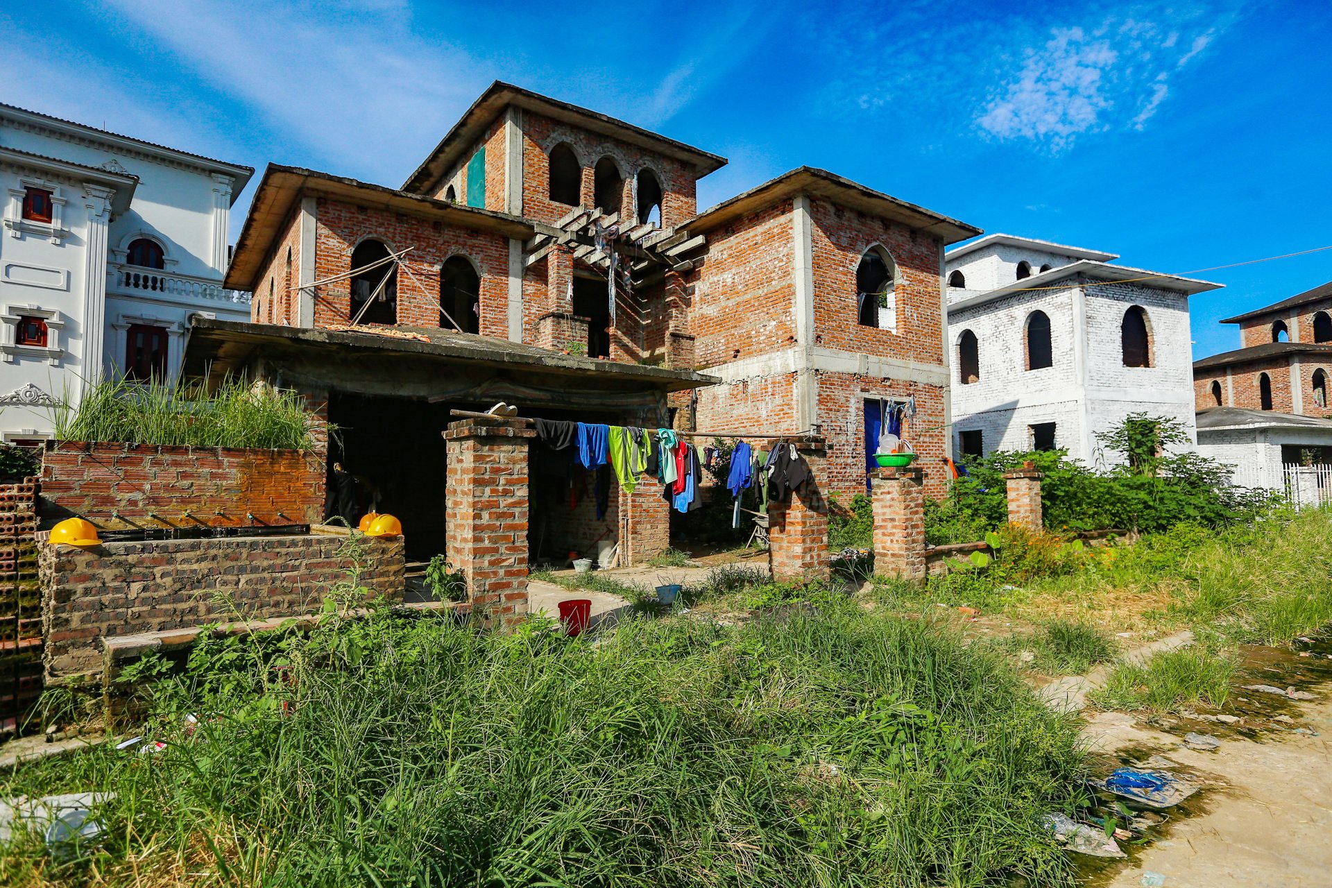 Biet thu trieu do bo hoang o Ha Noi anh 7