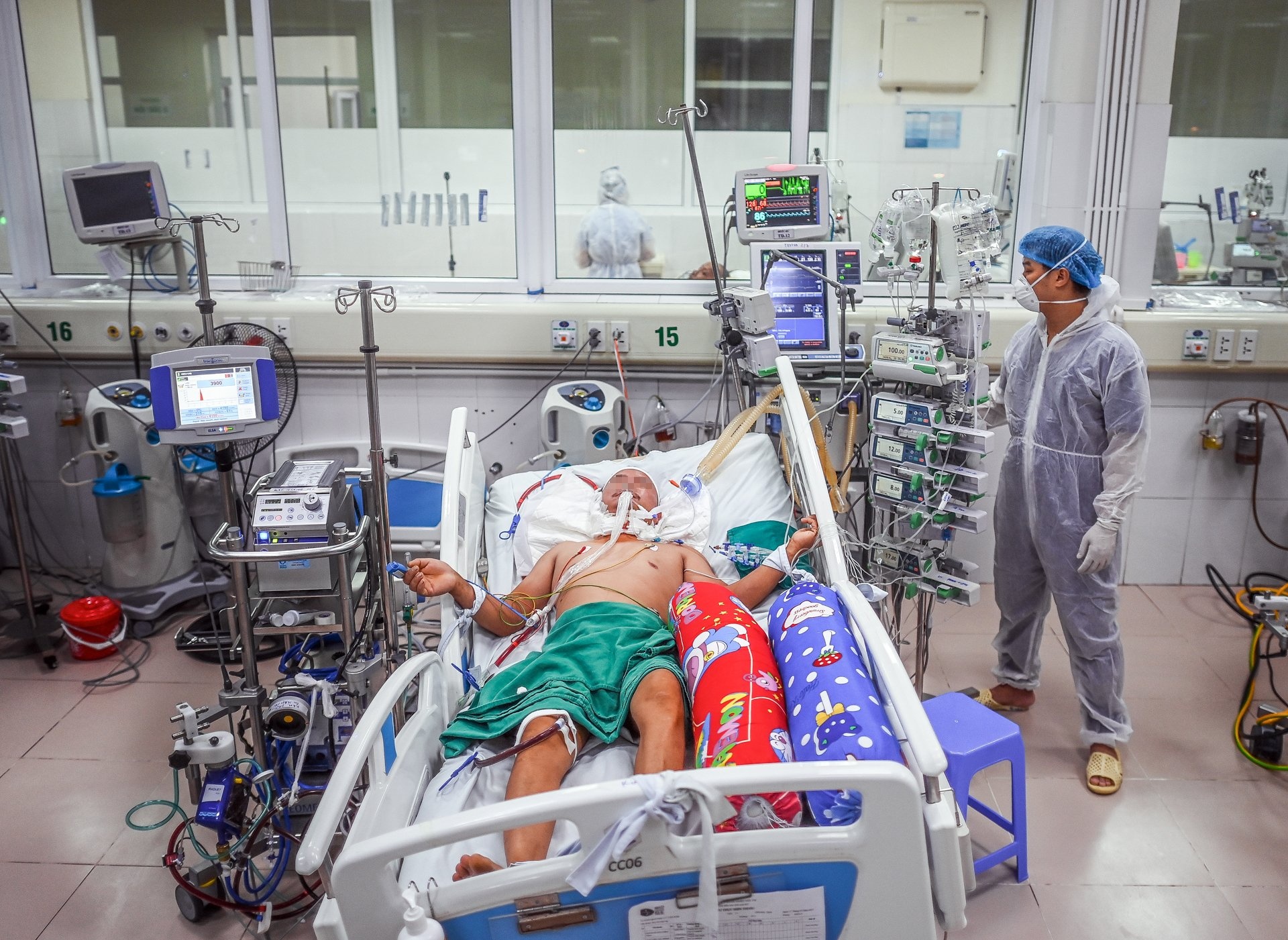 Dieu tri benh nhan mac Covid-19 anh 2