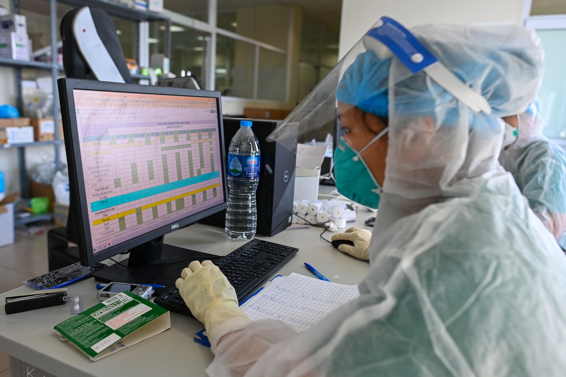 Dieu tri benh nhan mac Covid-19 anh 10