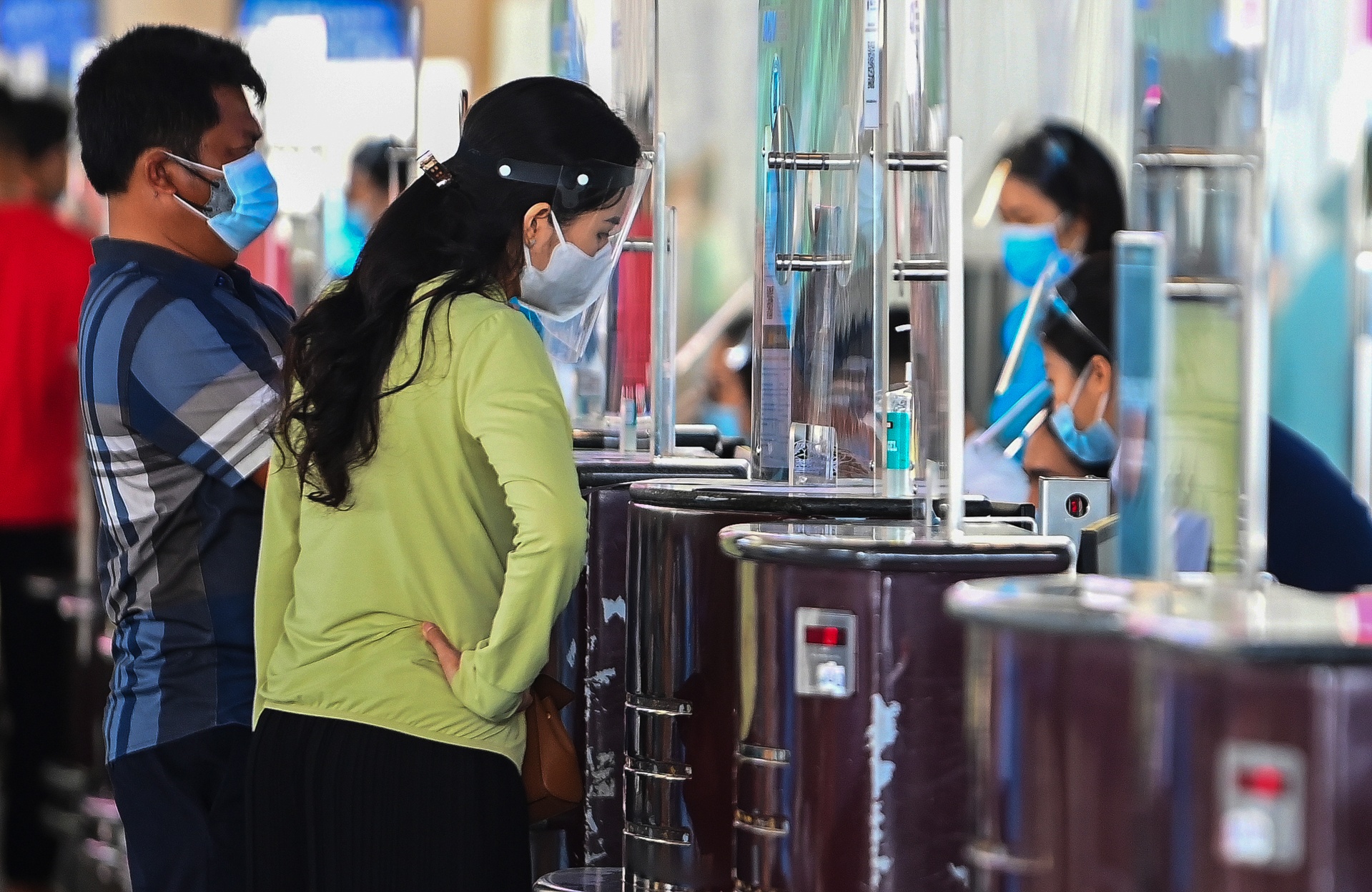 San bay Noi Bai vang bong nguoi anh 5