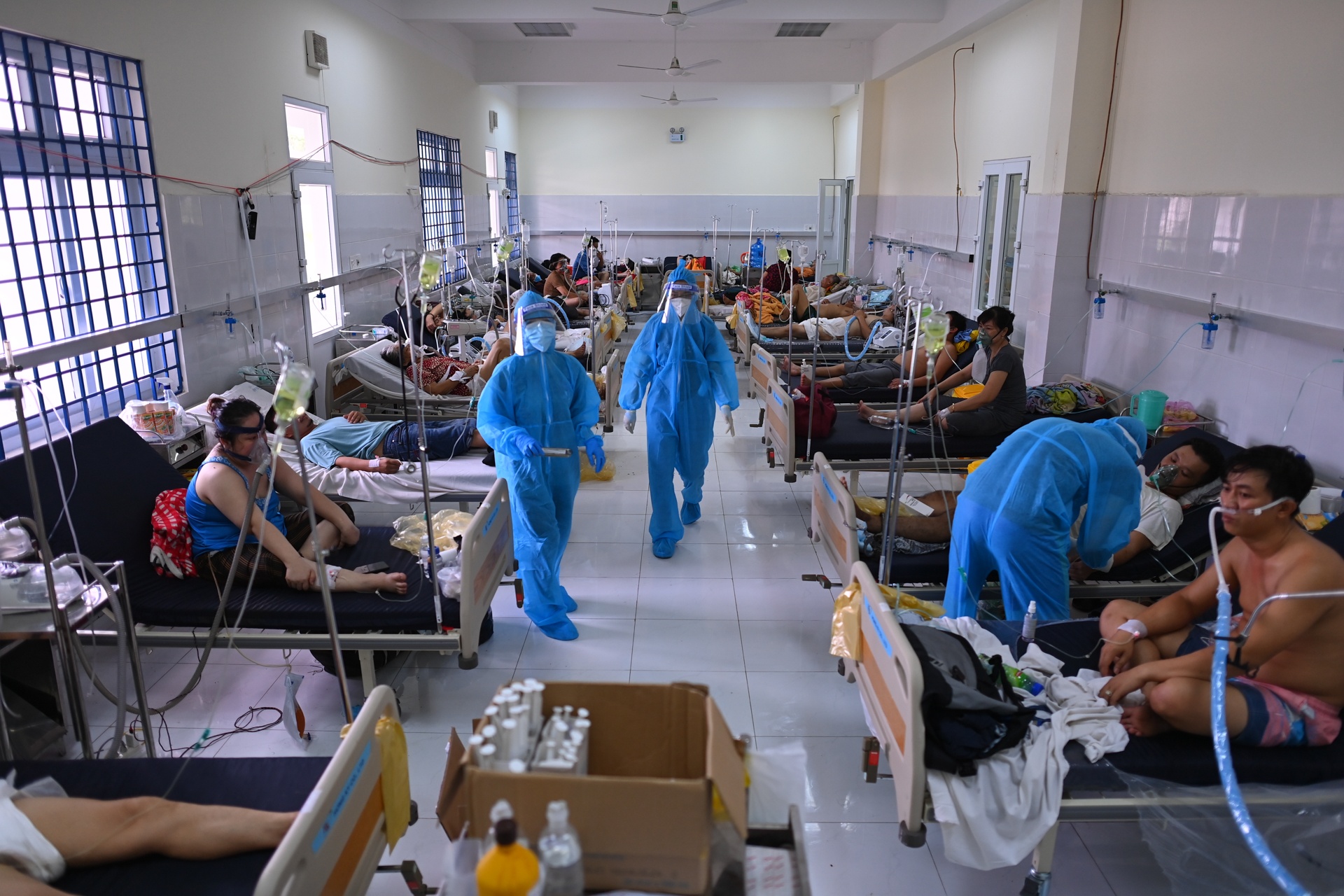 Trung tam hoi suc Covid-19 o Binh Duong anh 1