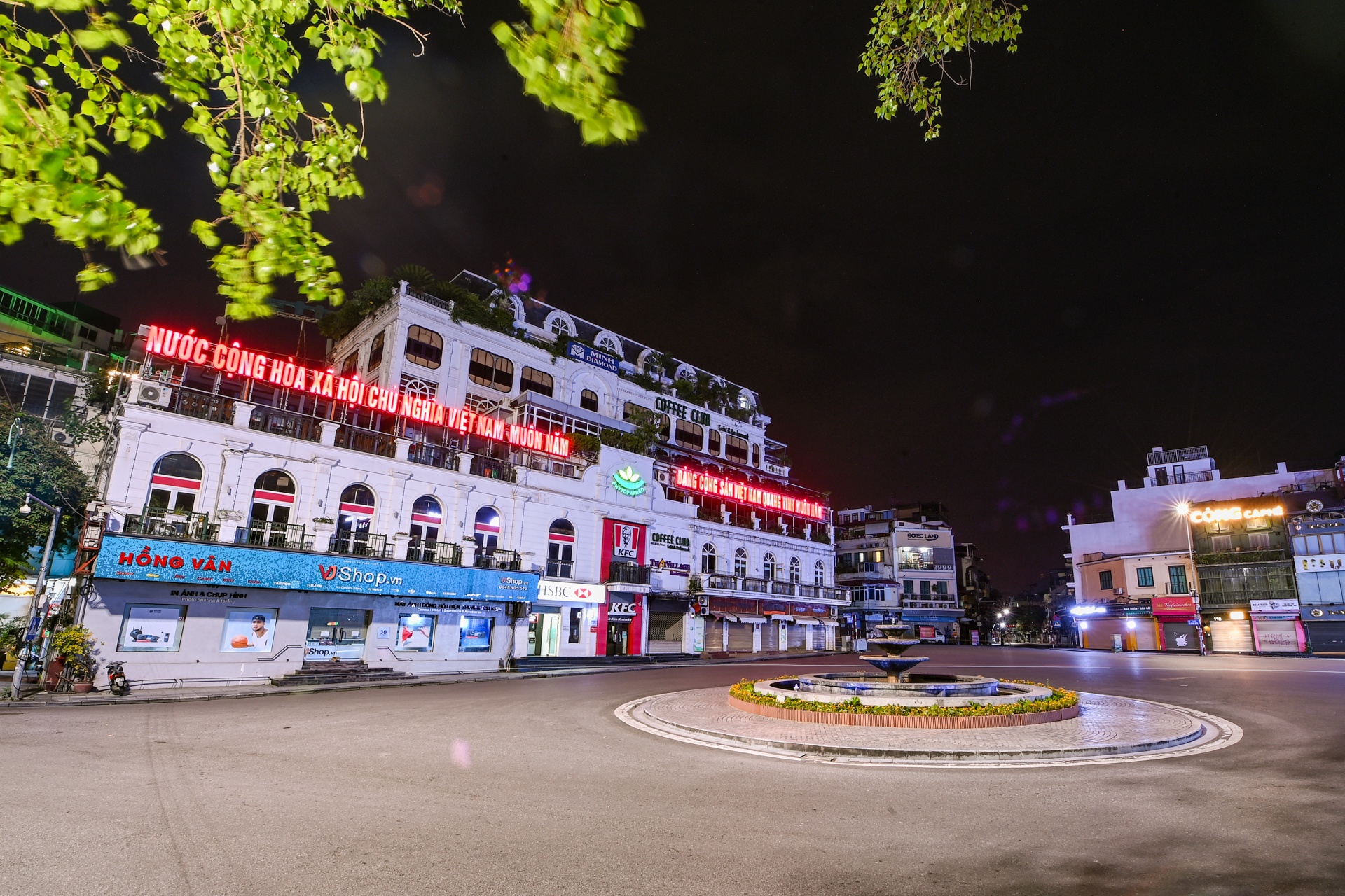 Duong pho Ha Noi vang ve anh 3