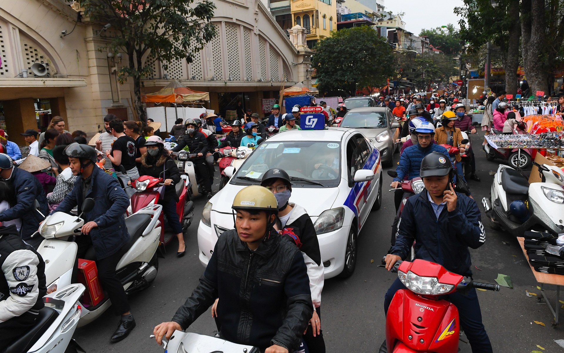 Đường phố Hà Nội sau lệnh giãn cách ảnh 21 Duong pho Ha Noi sau lenh gian cach anh 21