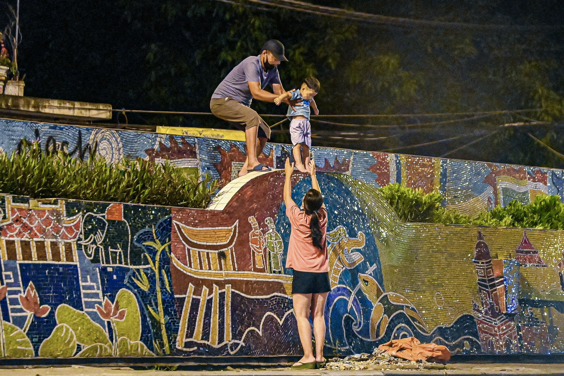 Treo rao tron khoi khu cach ly o Ha Noi anh 5