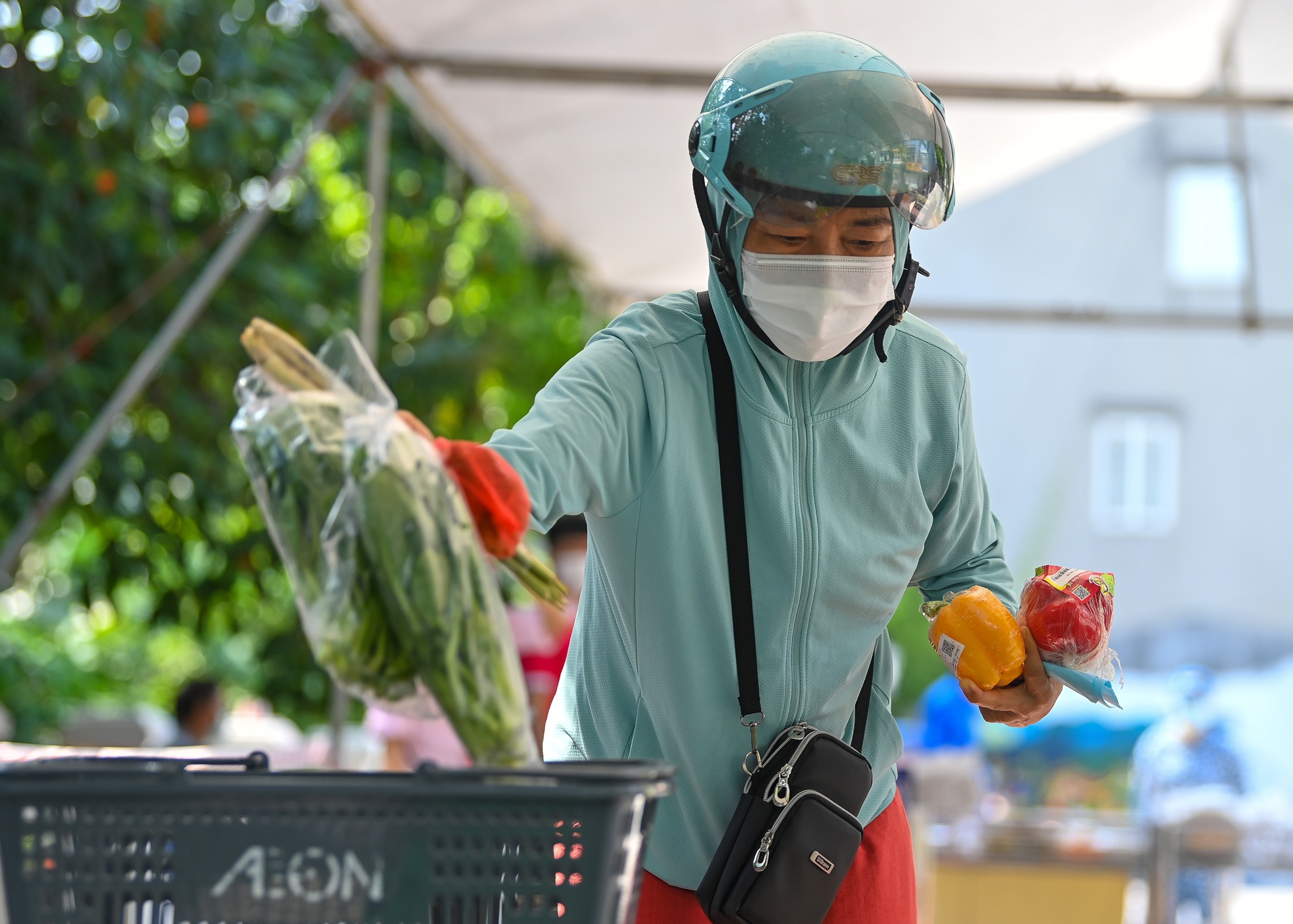 Sieu thi luu dong ngoai troi dau tien o Ha Noi hinh anh
