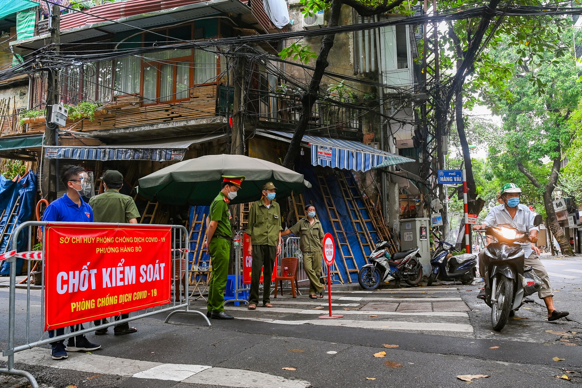 Ha Noi chong dai dich Covid-19 anh 16