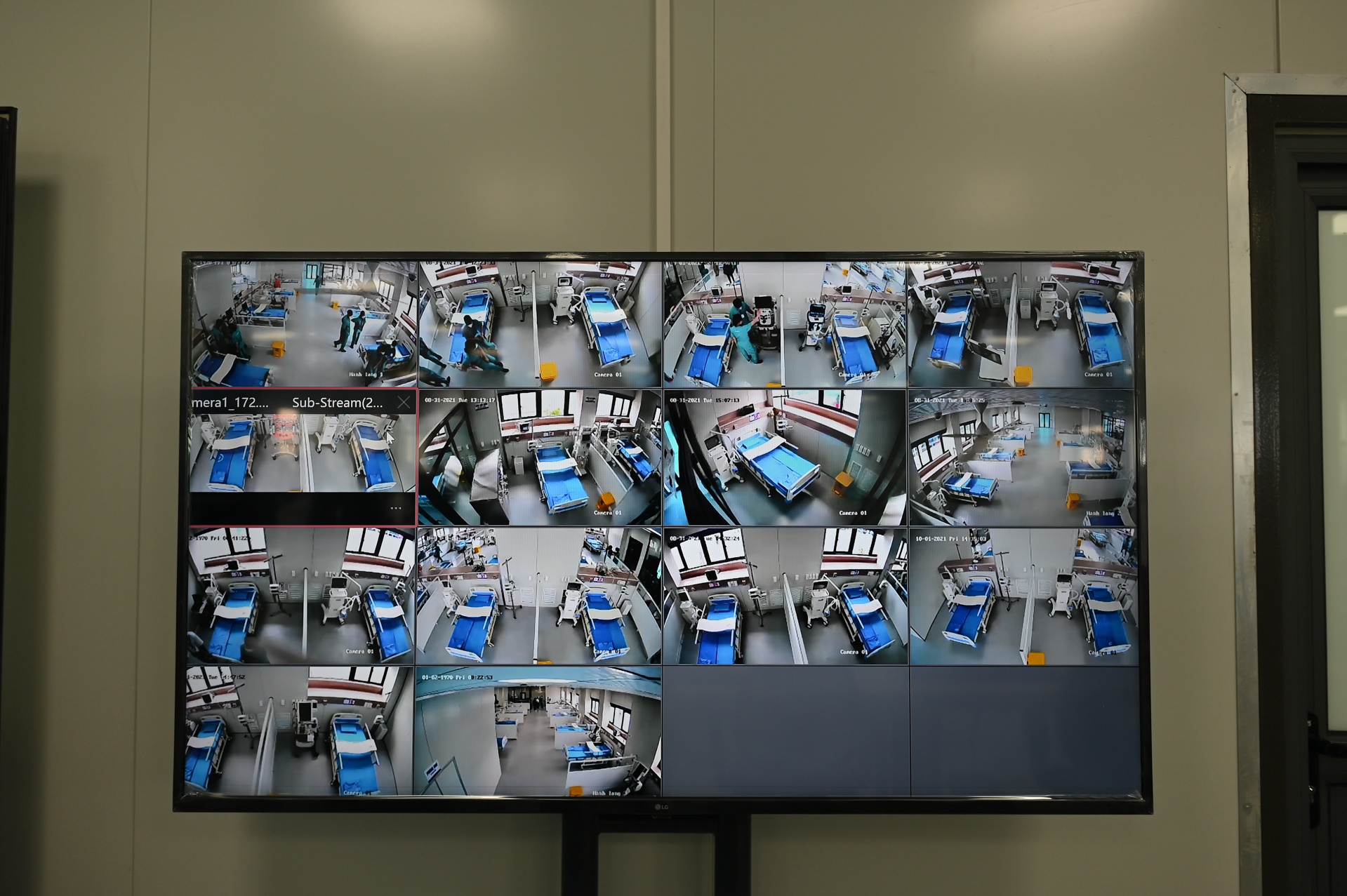 Benh vien Covid-19 o Ha Noi anh 11