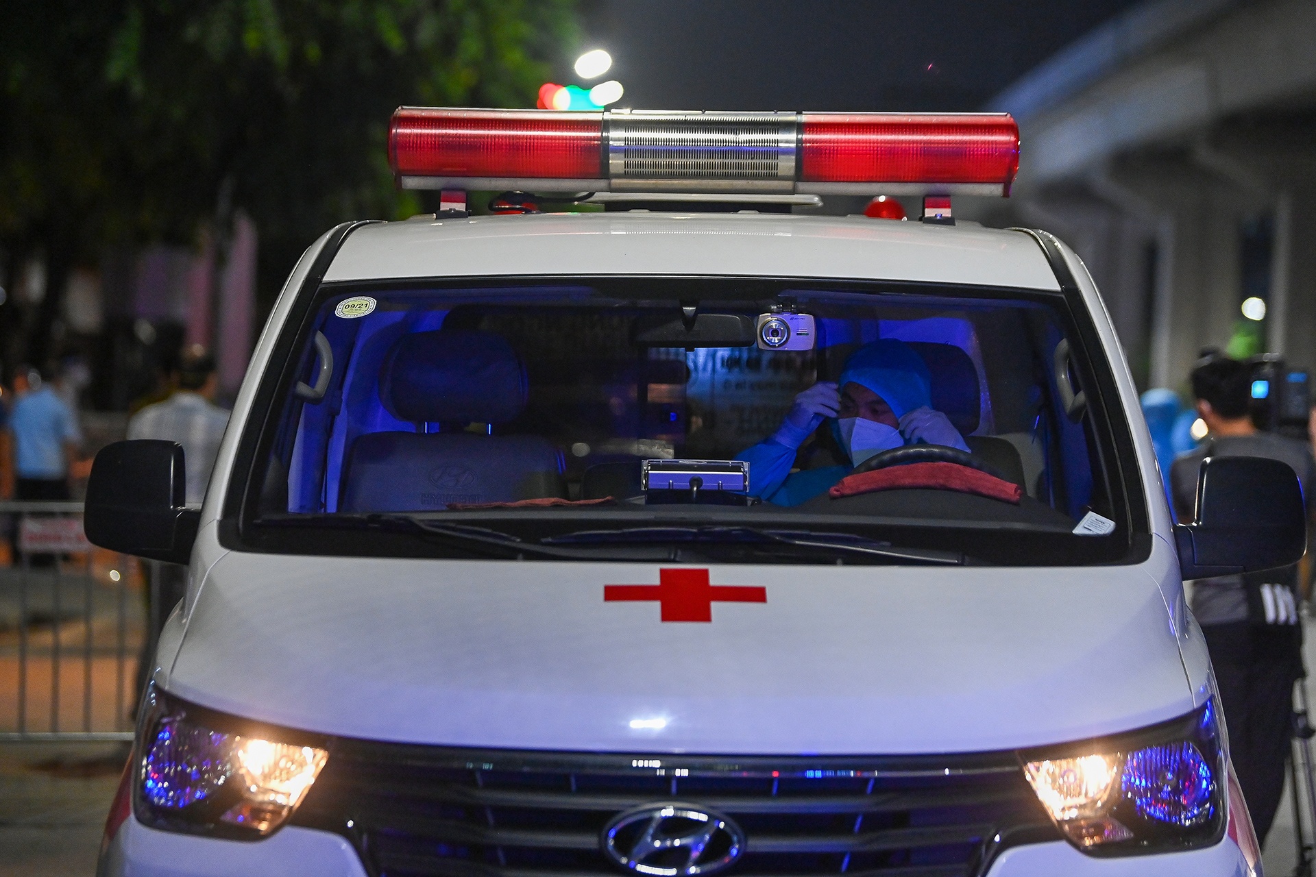 Di doi nguoi dan o o dich Thanh Xuan Trung anh 11