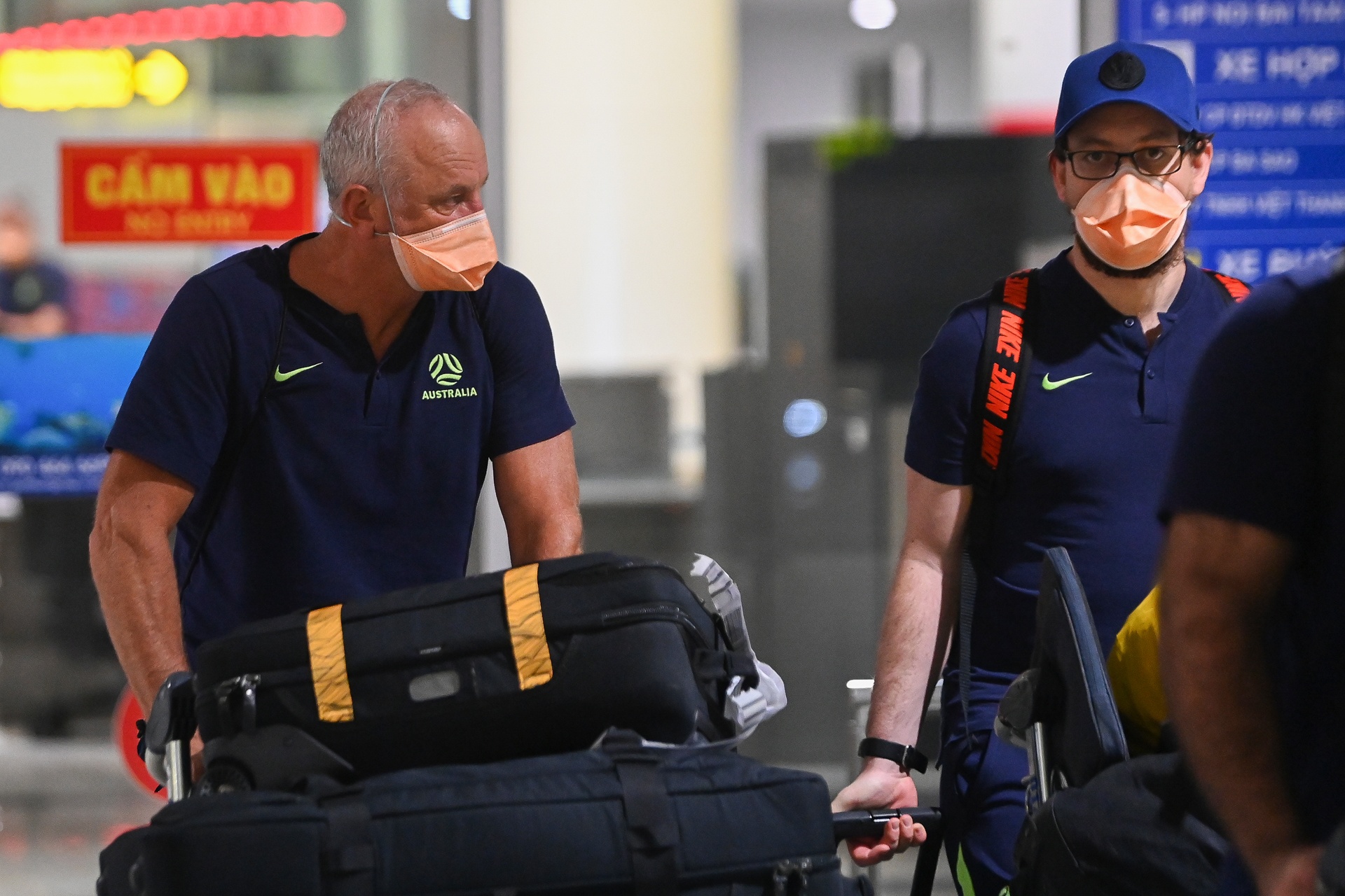 Doi tuyen Australia den Ha Noi anh 6