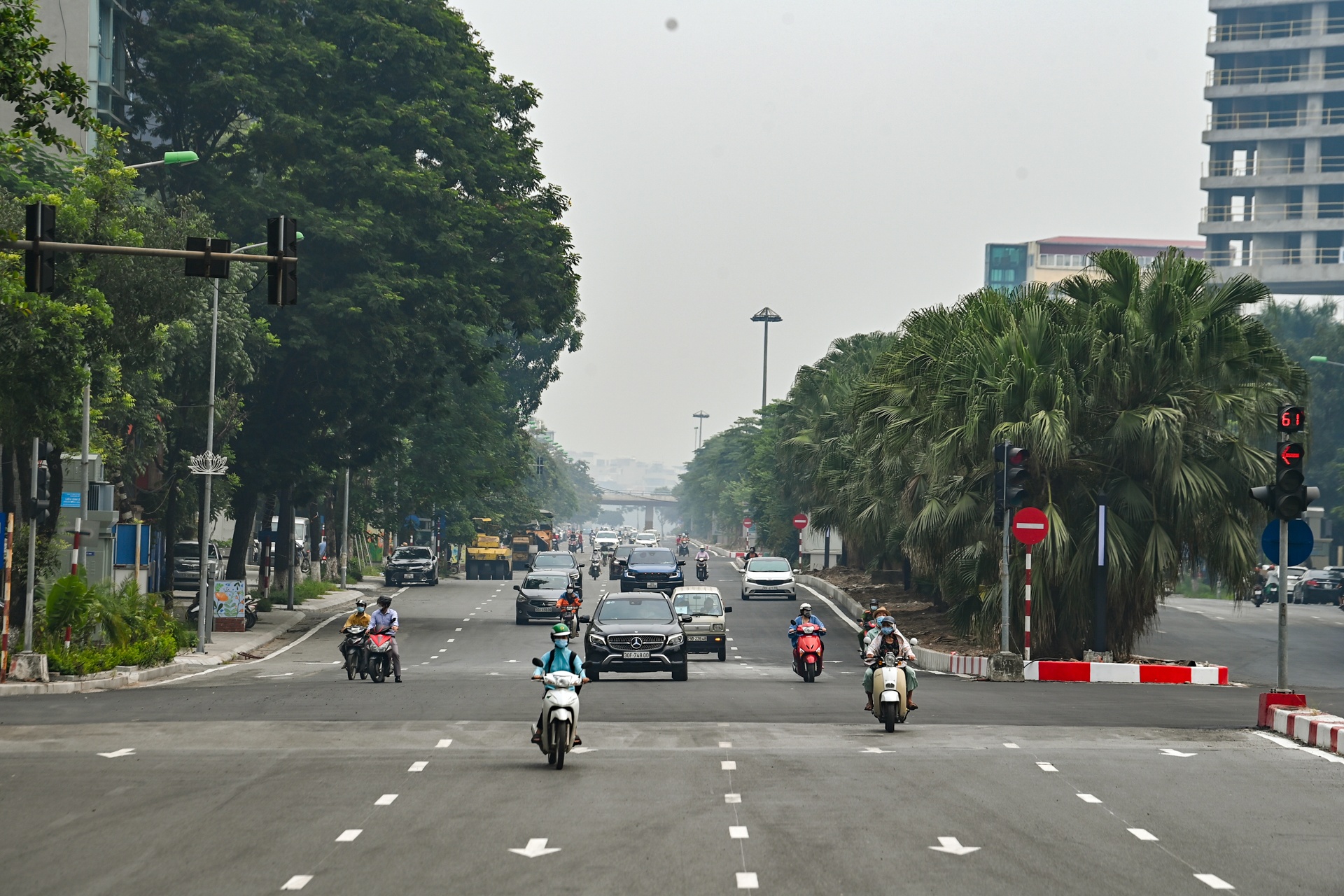 Mo rong tuyen duong Lieu Giai - Van Cao anh 10
