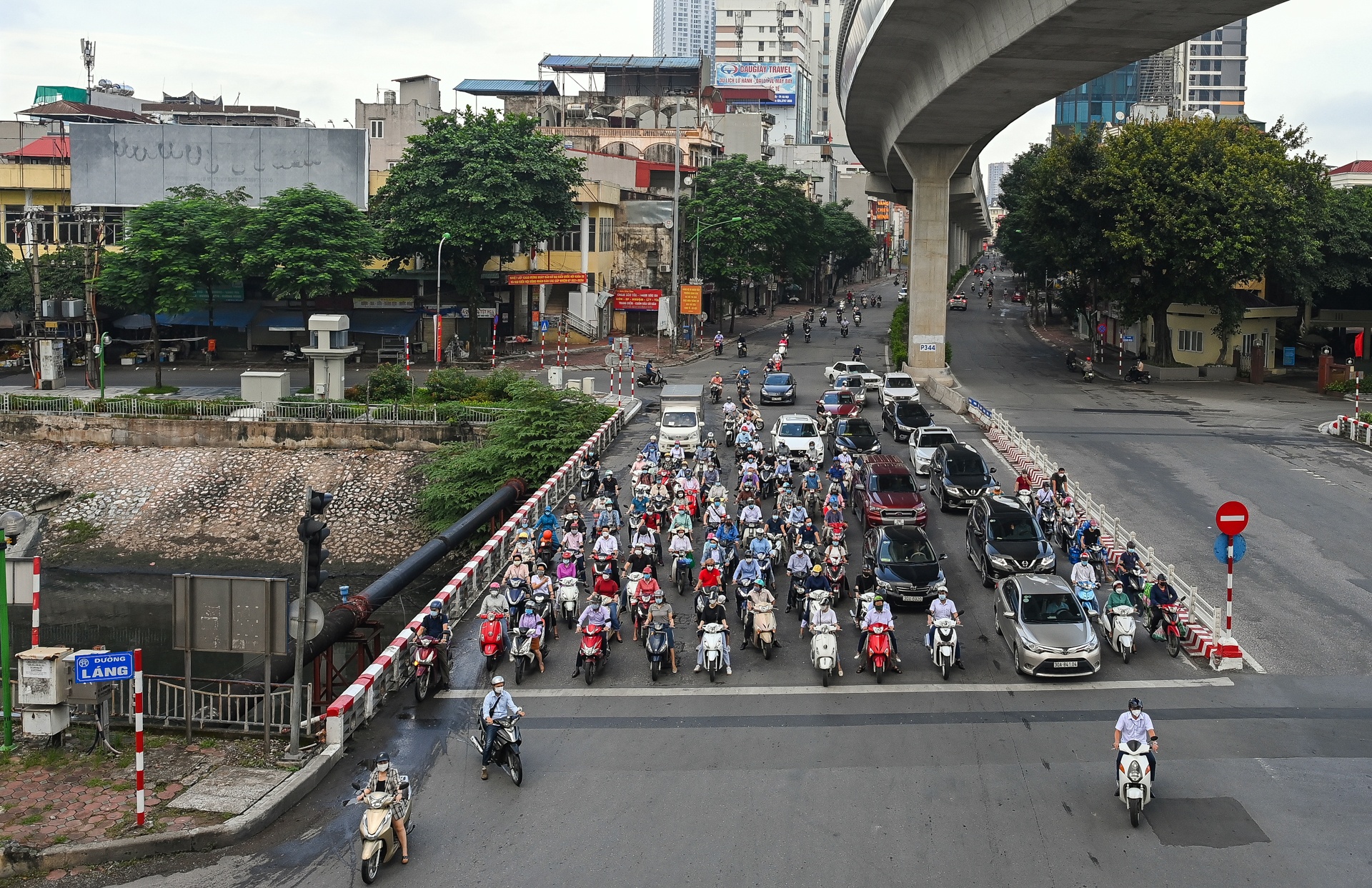 Giao thong Ha Noi do chot kiem soat anh 3