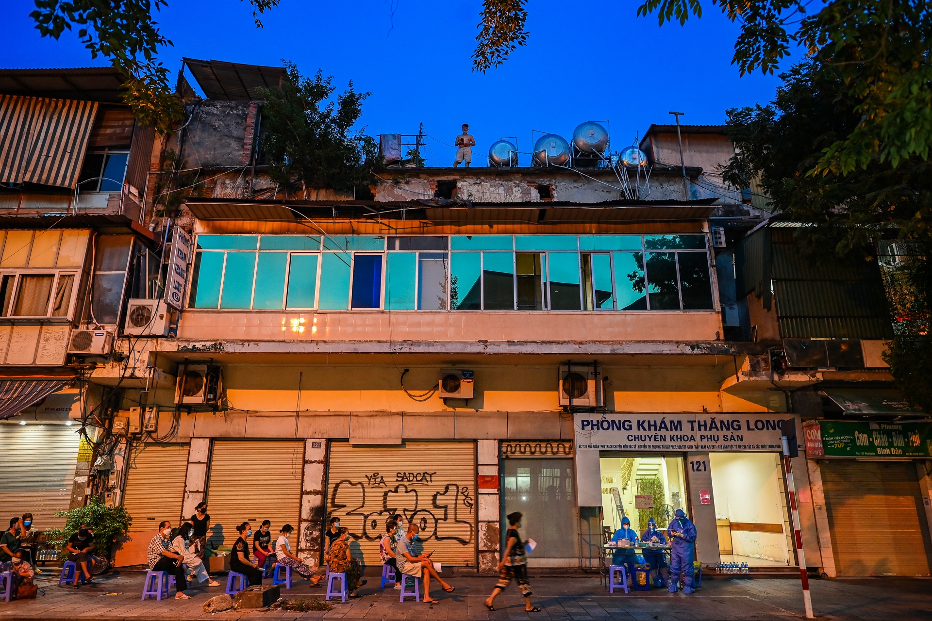 Phong toa benh vien Viet Duc anh 3