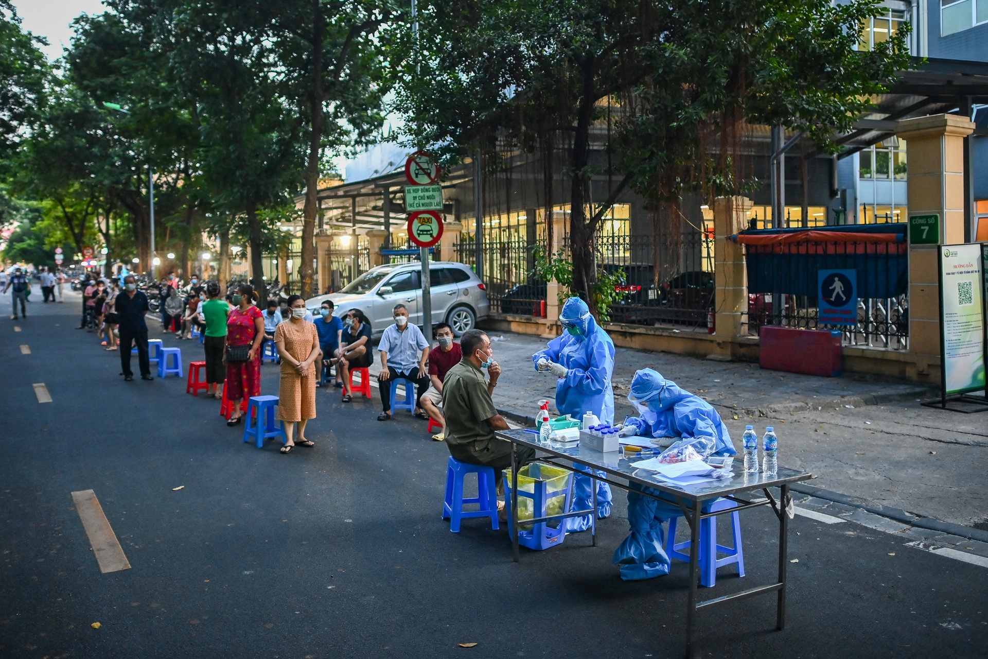 benh vien o TP.HCM phong Covid-19 anh 1