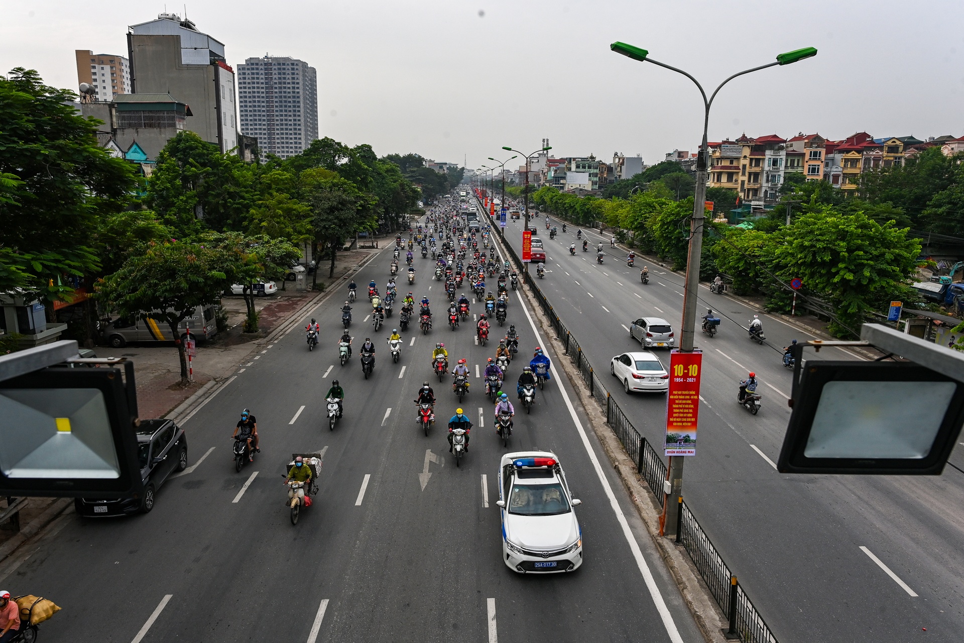 Cong nhan cac tinh phia Nam ve que anh 14