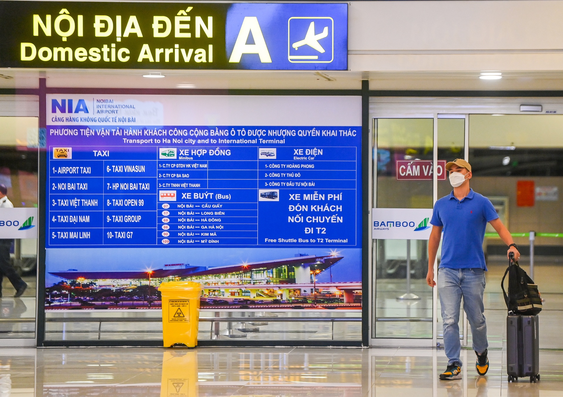 Khong cach ly nguoi tu TP.HCM ve Ha Noi anh 3