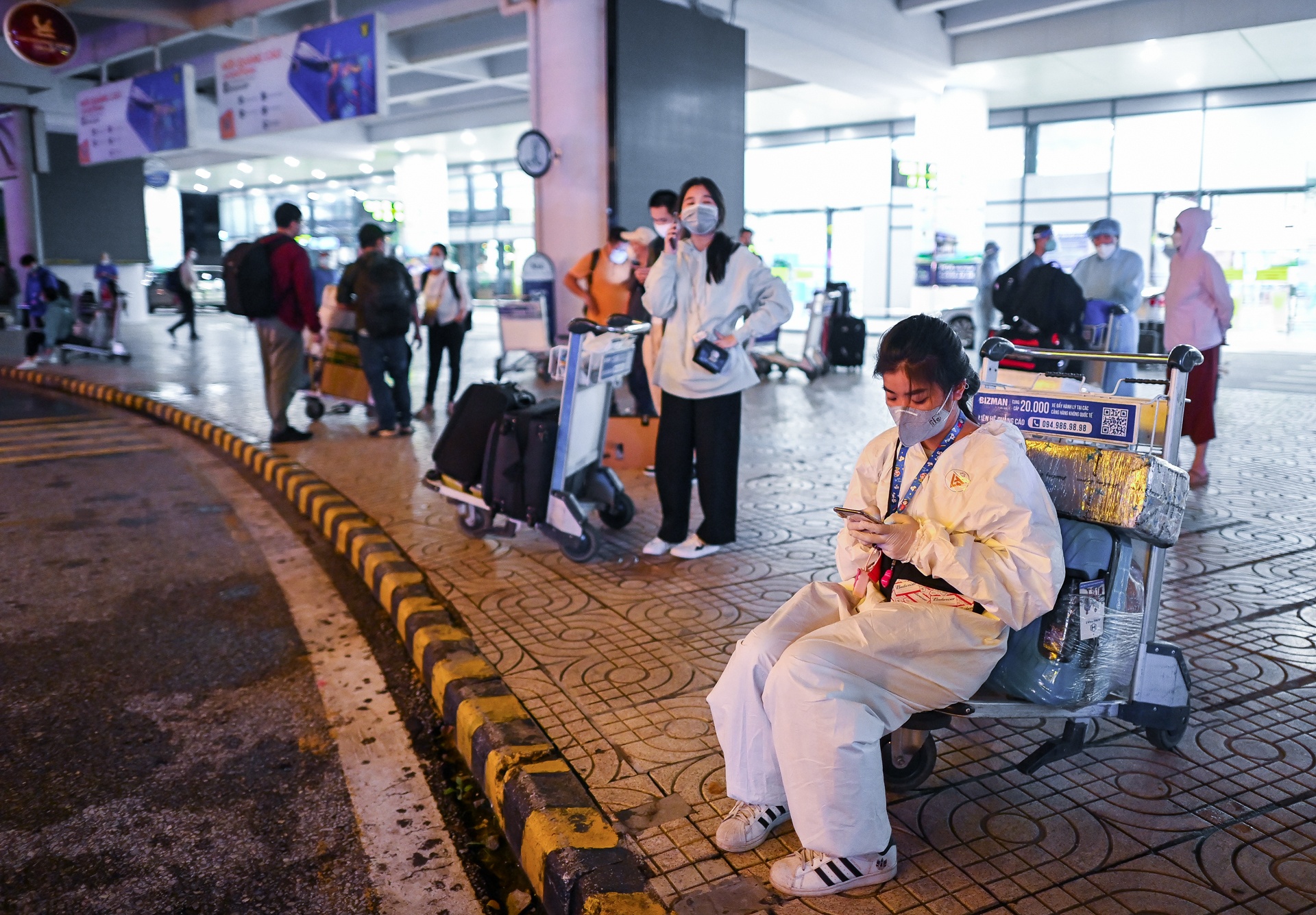 Khong cach ly nguoi tu TP.HCM ve Ha Noi anh 4