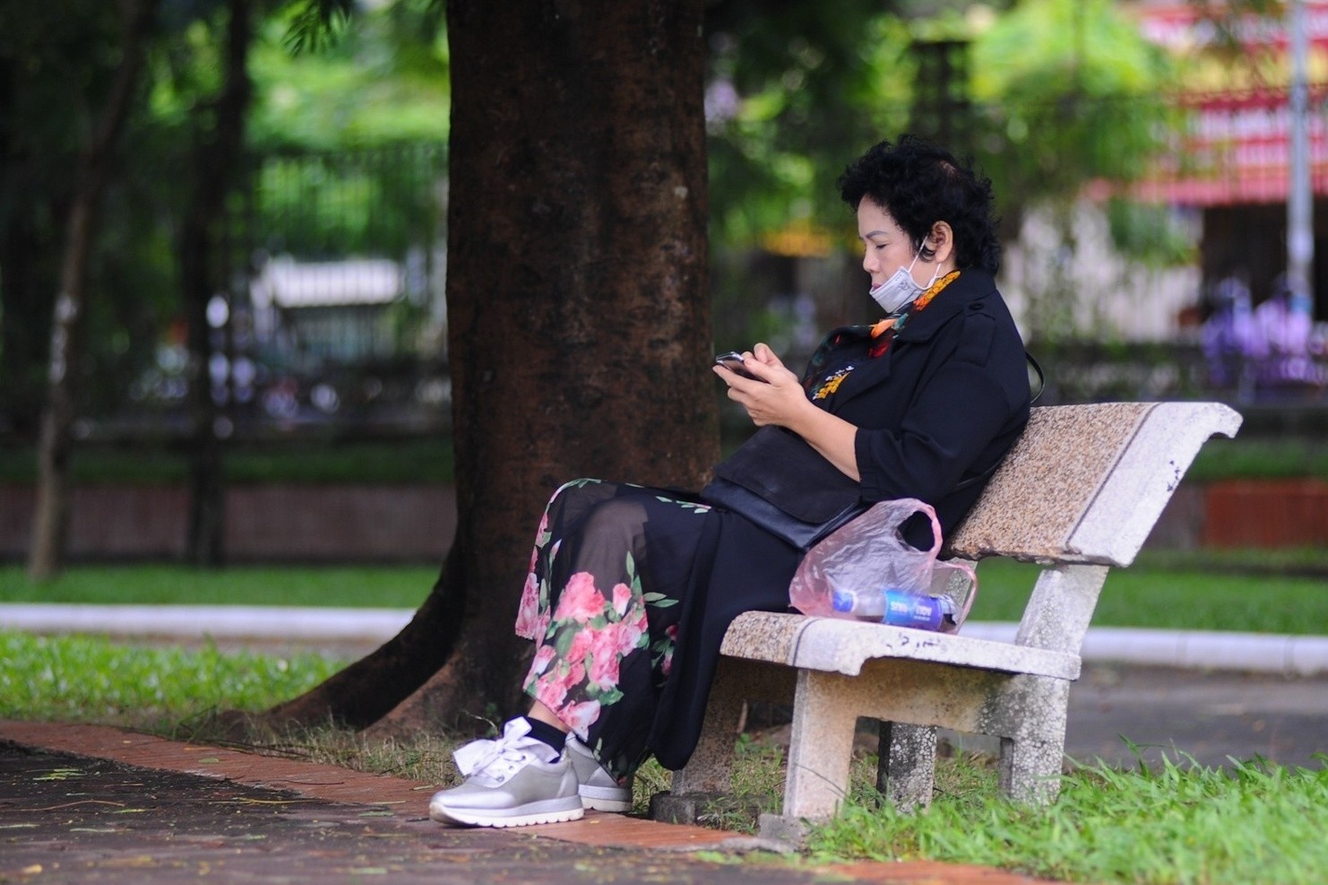 Cong vien o Ha Noi mo cua anh 8