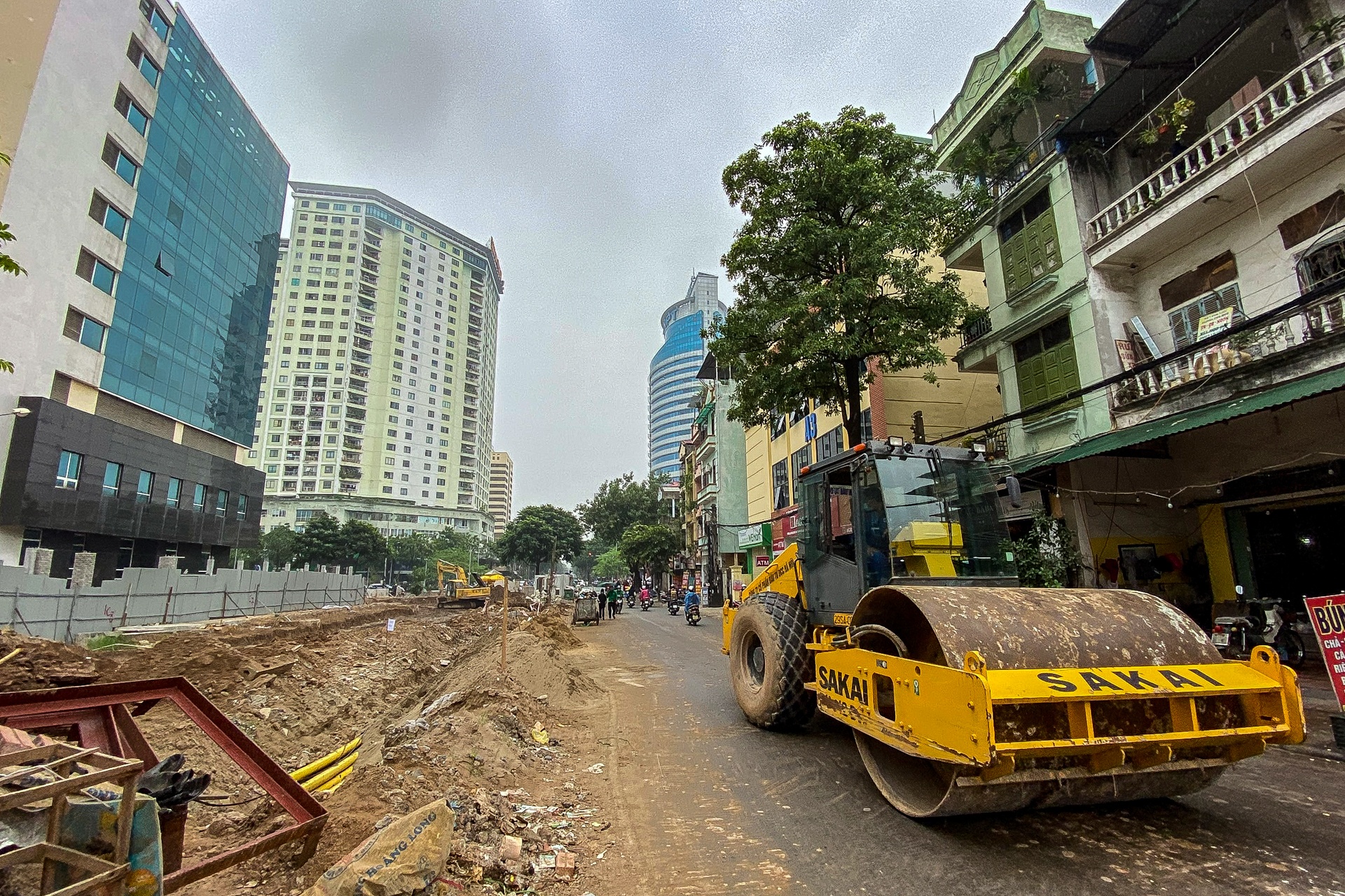 Dien mao duong Huynh Thuc Khang keo dai anh 7
