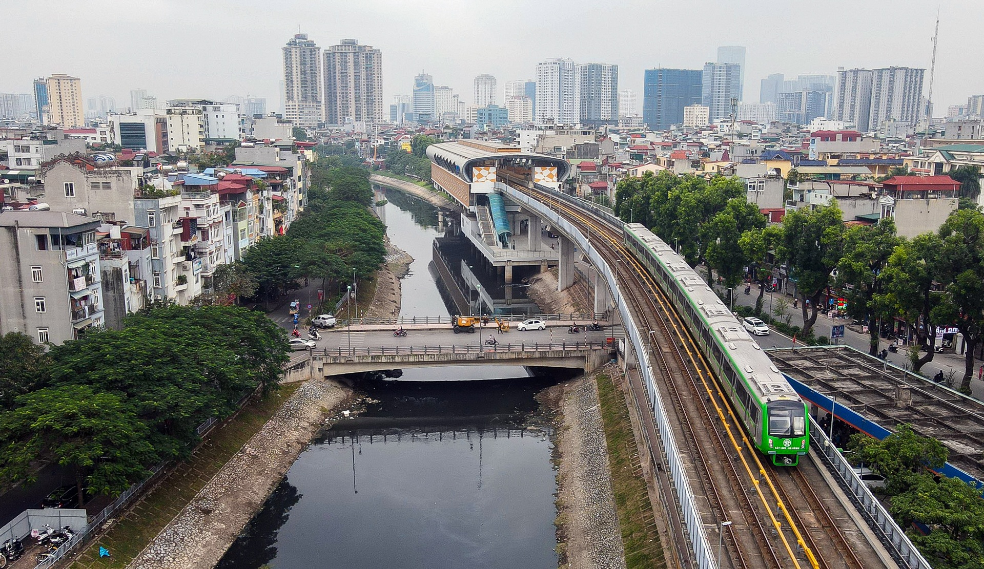 Cuộc hẹn 10 năm tàu Cát Linh - Hà Đông ảnh 32 Cuoc hen 10 nam tau Cat Linh - Ha Dong anh 32