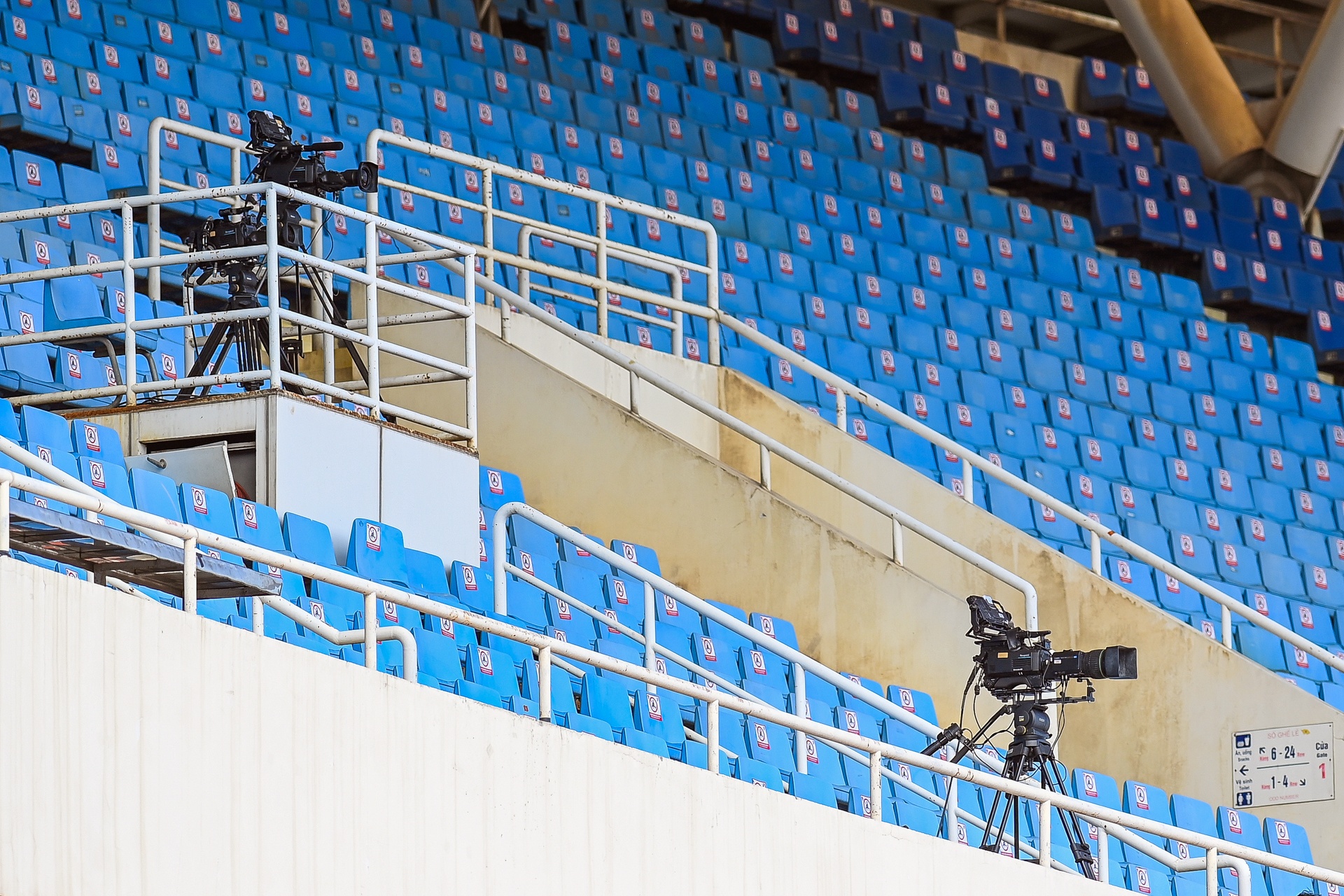 Dien mao moi cua san My Dinh anh 13