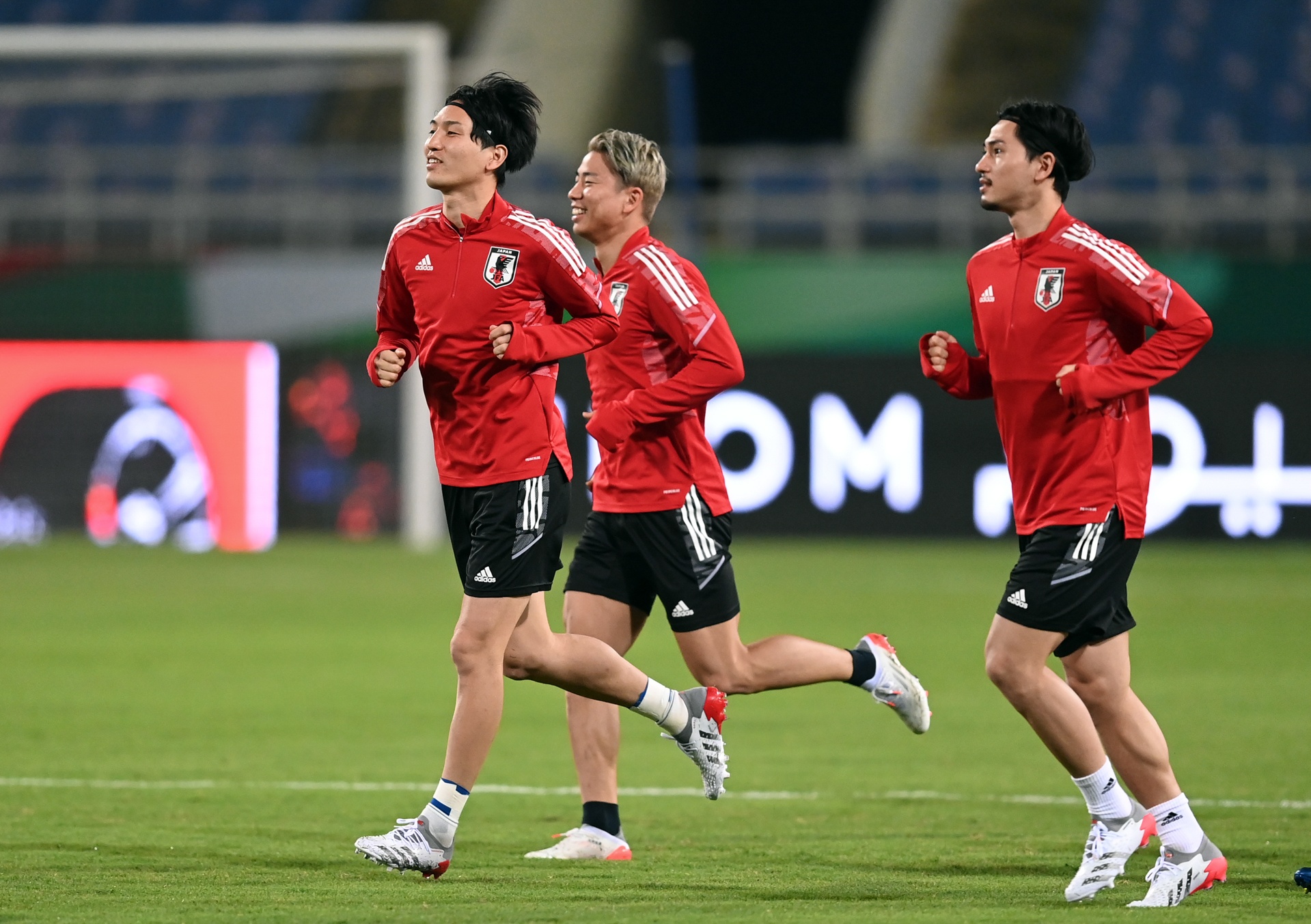 Doi tuyen Nhat Ban luyen tap anh 1