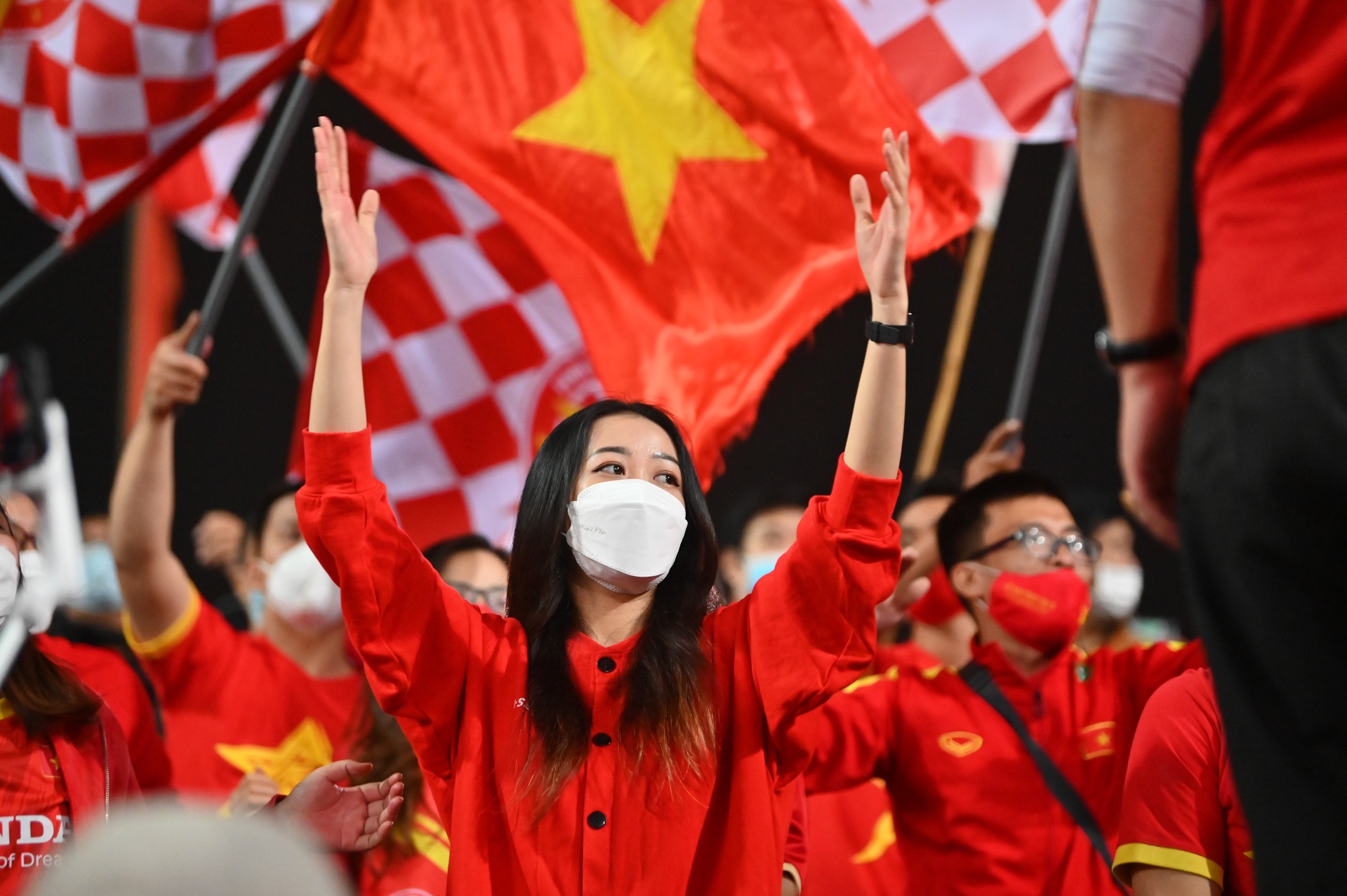 Tuyen Viet Nam thua tren san nha anh 13