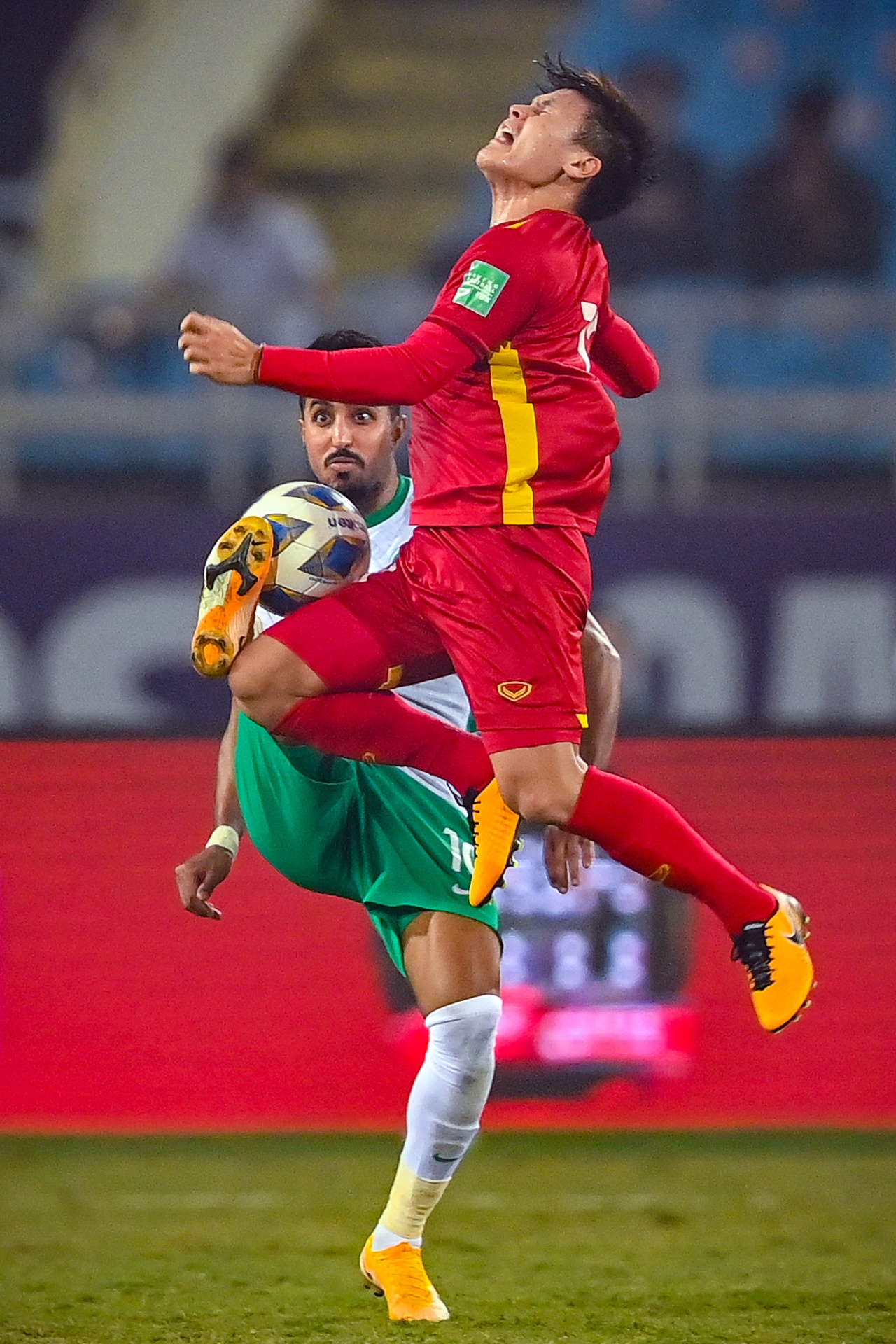 Tuyen Viet Nam thua tren san nha anh 7