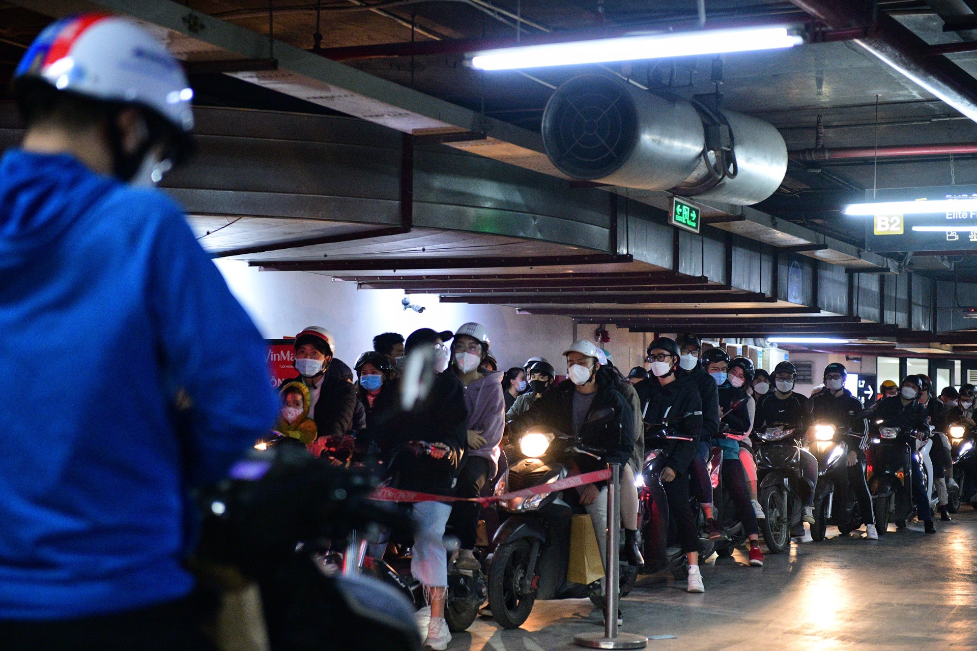 Mua sam do giam gia dip Black Friday anh 5