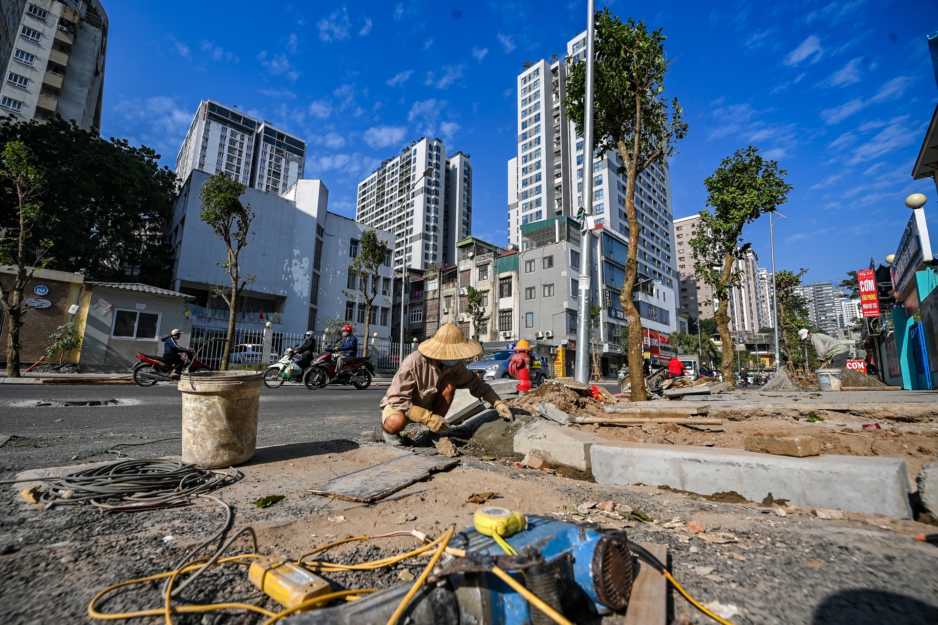 Con duong dau kho giua Ha Noi anh 10