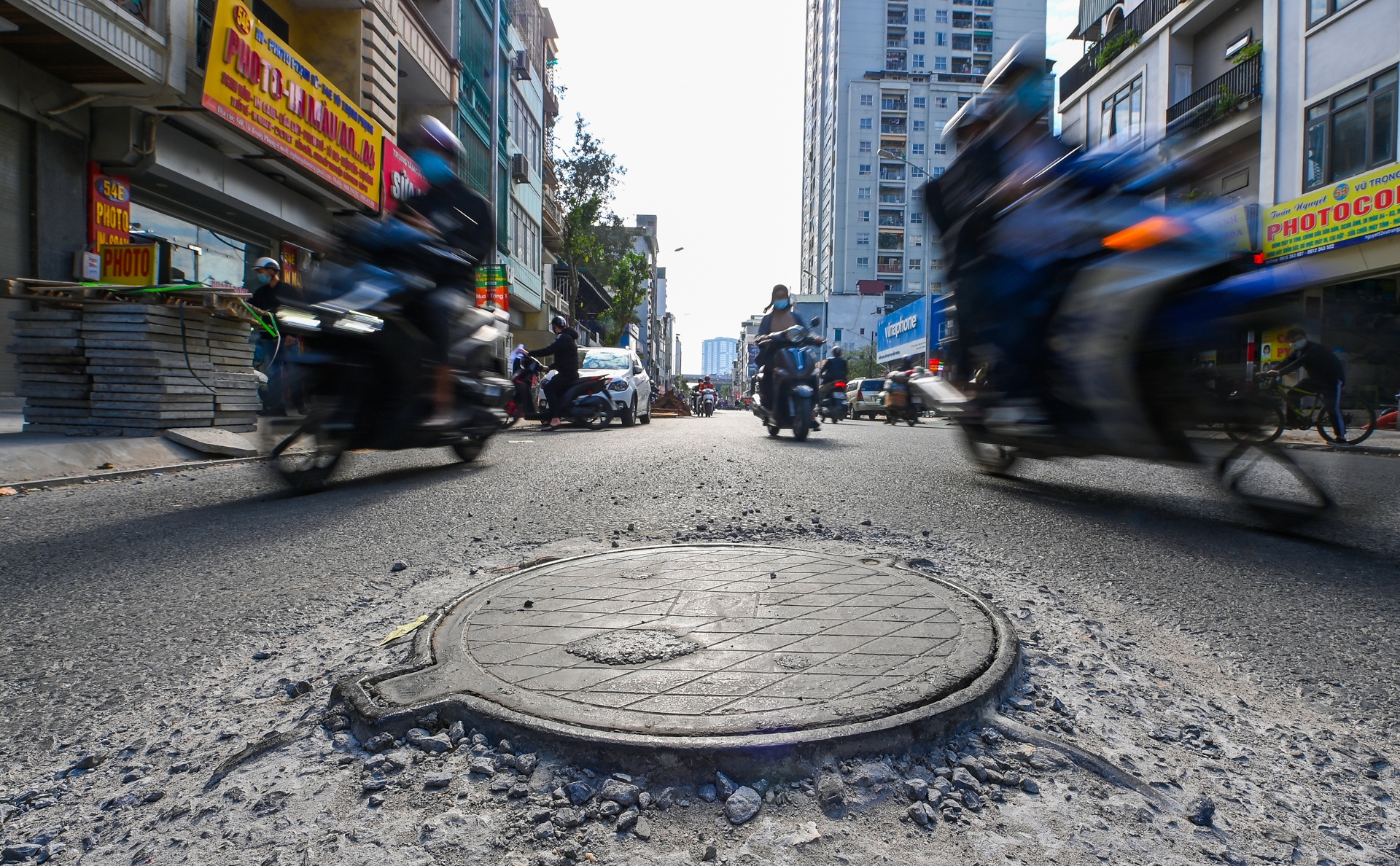Con duong dau kho giua Ha Noi anh 13